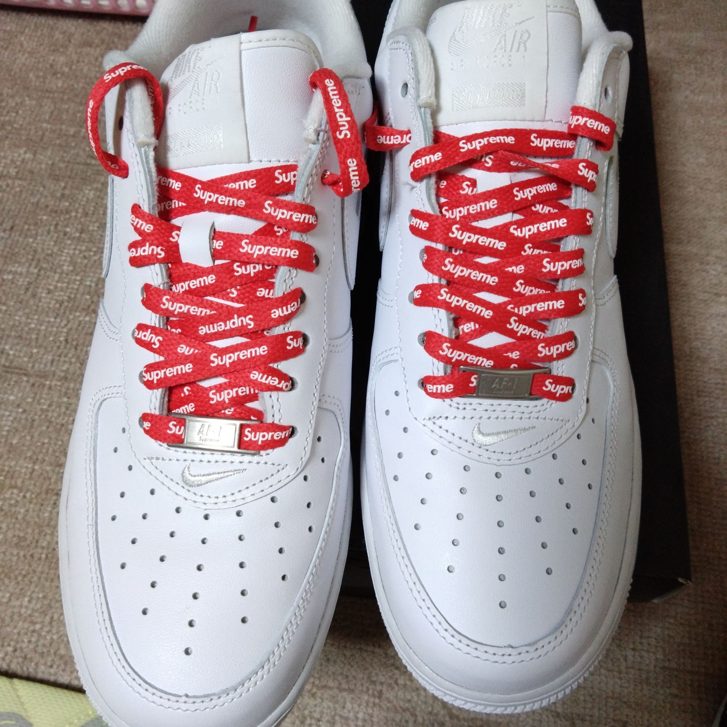 Supreme × Nike Air Force 1 Low "White"