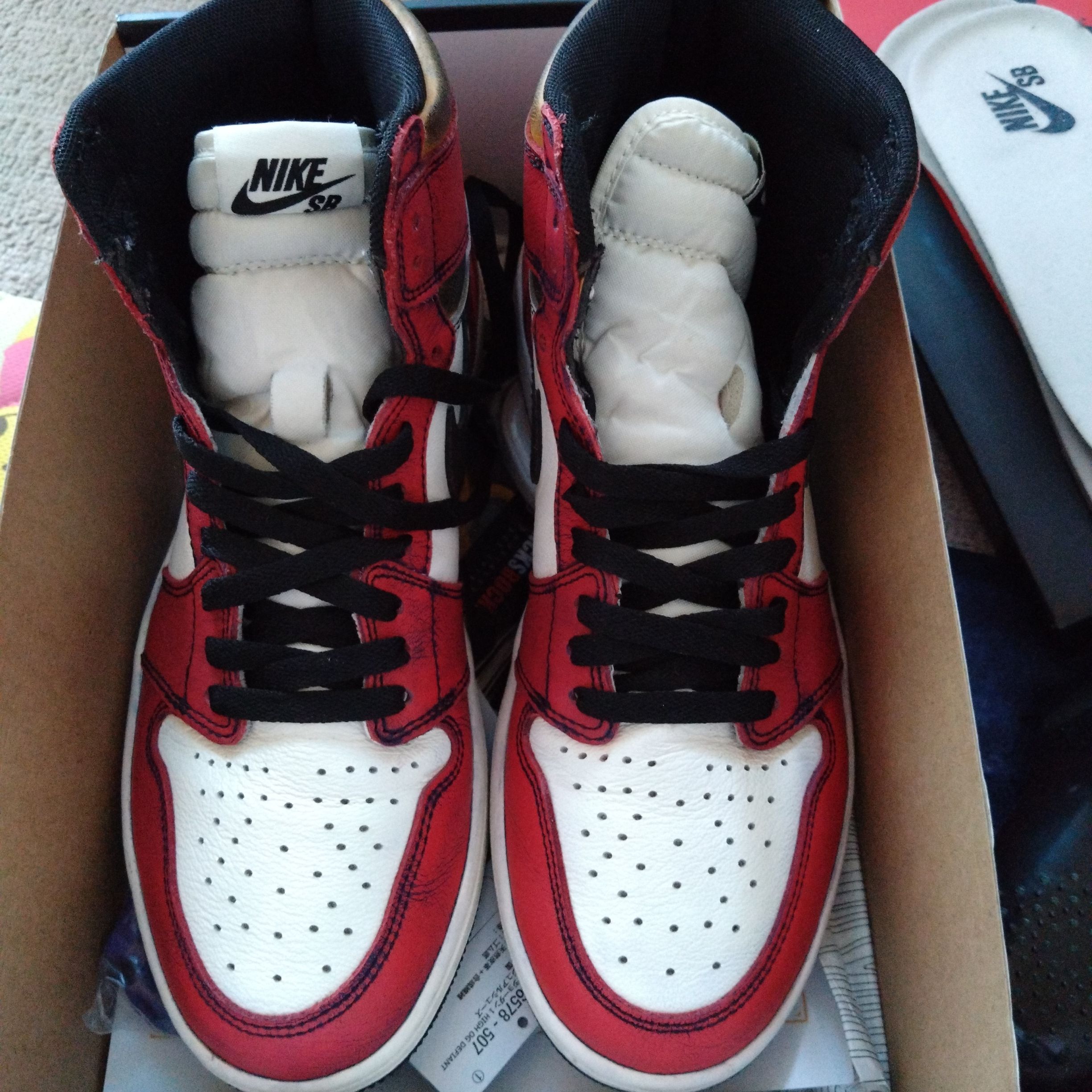 Nike SB × Air Jordan 1 Retro High "La To Chicago"  