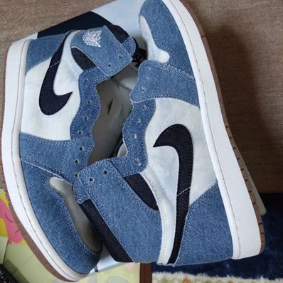 Nike Air Jordan 1 Retro High OG "Denim"