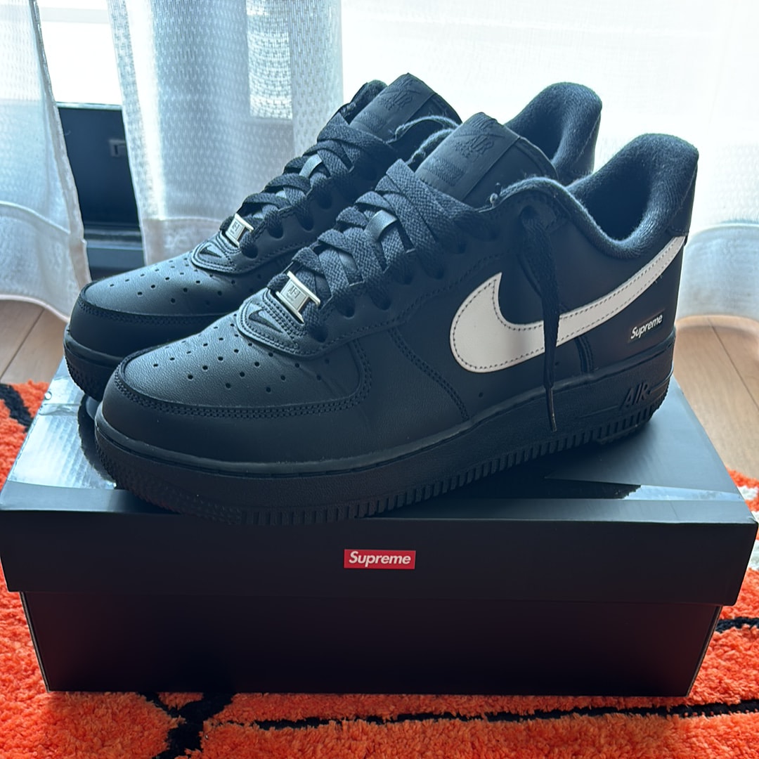 Supreme × Nike Air Force 1 Low "Black/White"