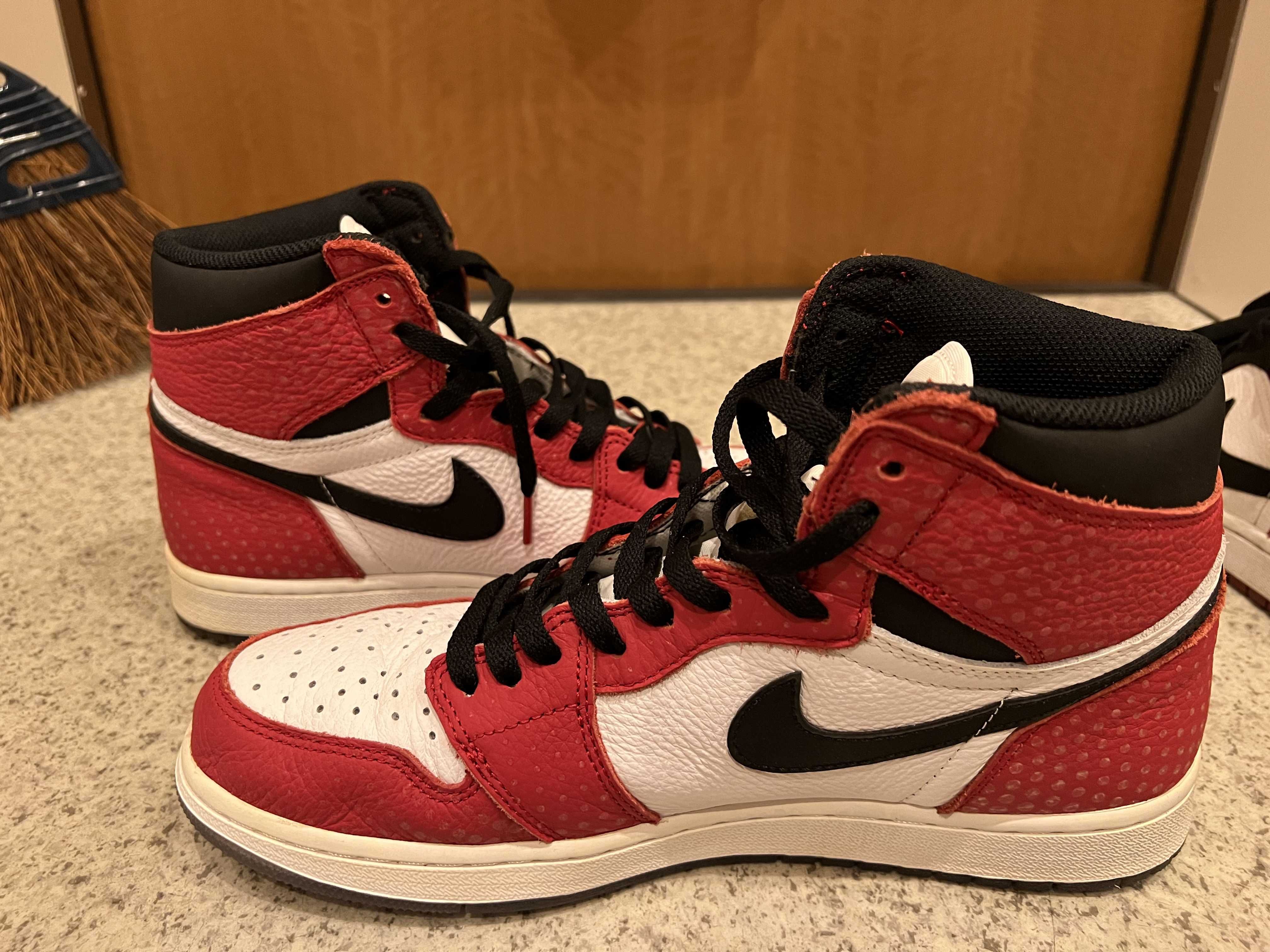 Spiderman × Nike Air Jordan 1 Origin Story "Gym Red/White/Photo Blue/Black"
