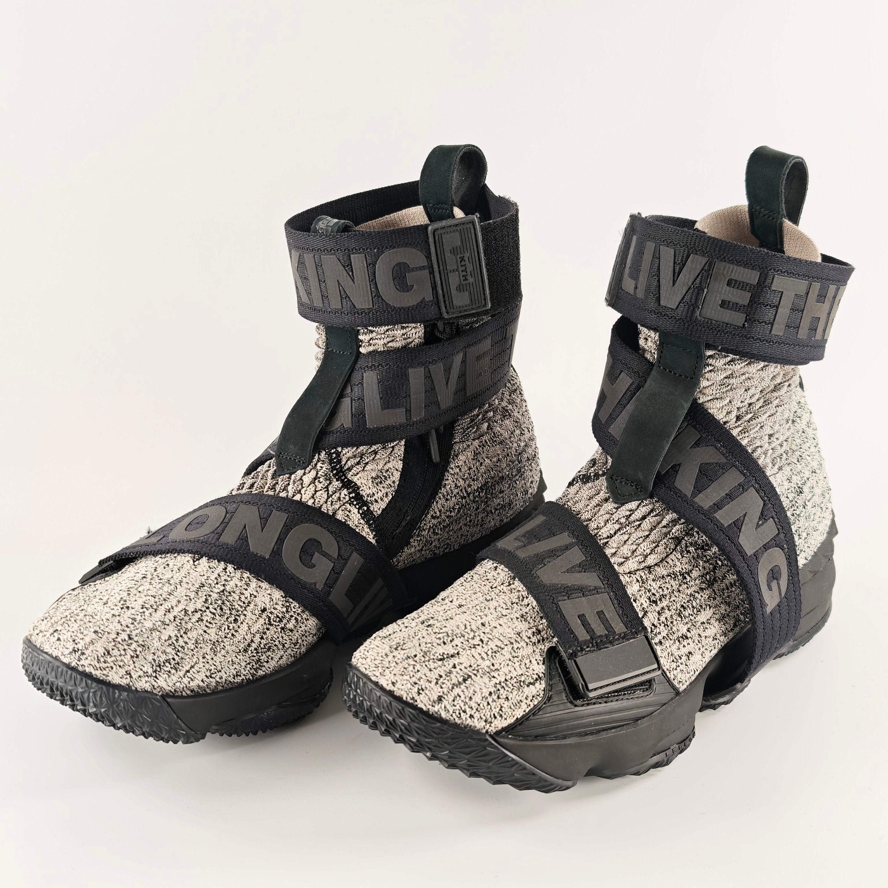 KITH × Nike LeBron 15 Lifestyle Concrete "Sail"