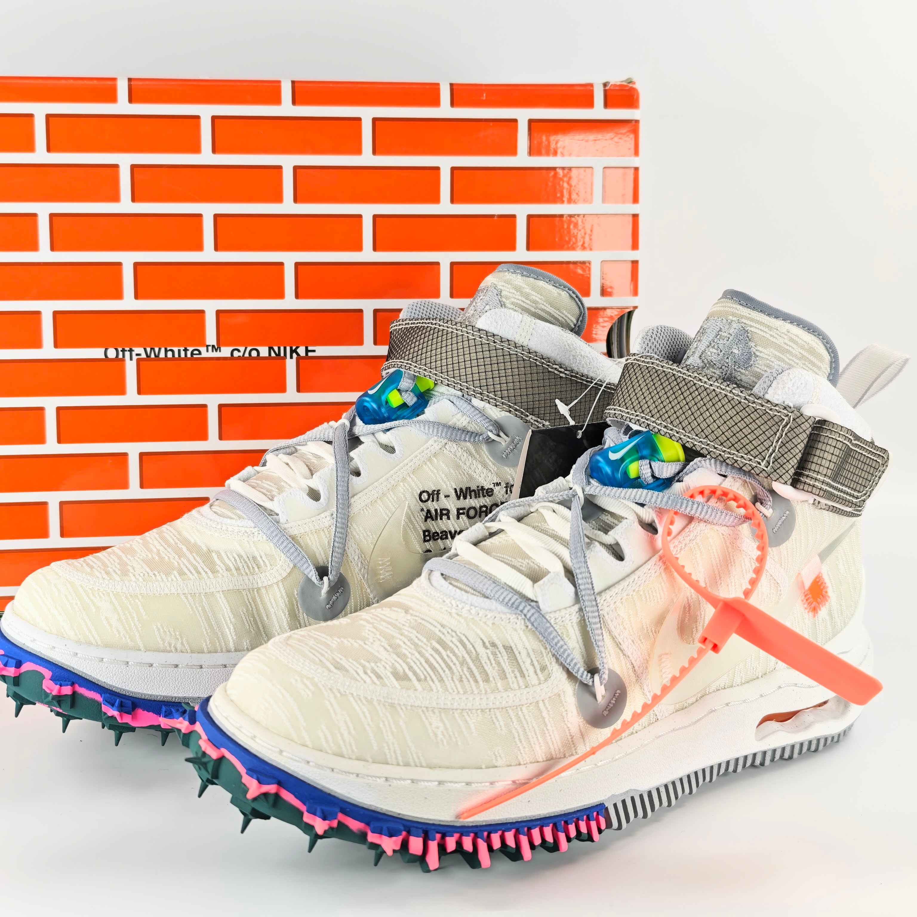 Off-White × Nike Air Force 1 Mid "White"