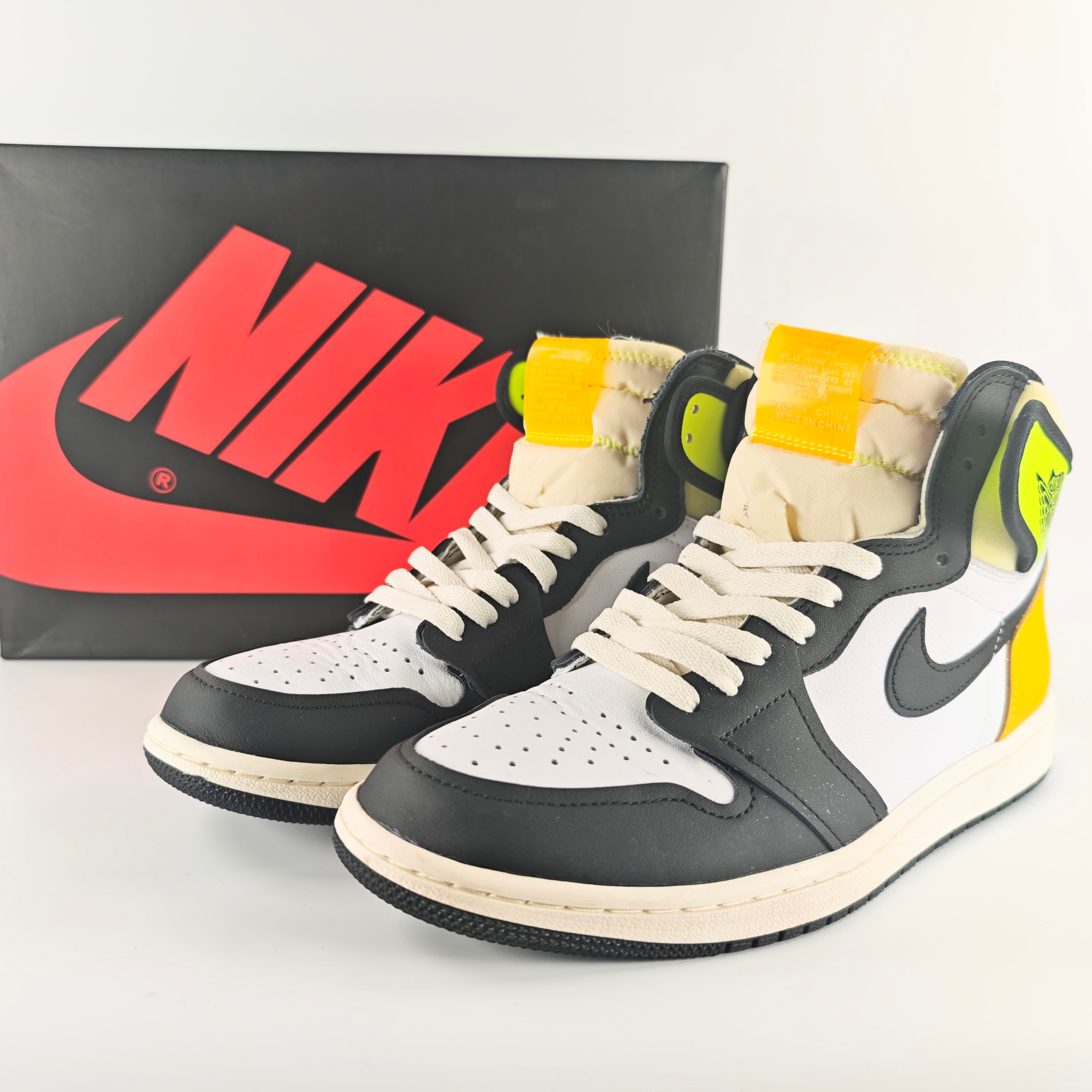 Nike Air Jordan 1 High OG "Volt Gold"