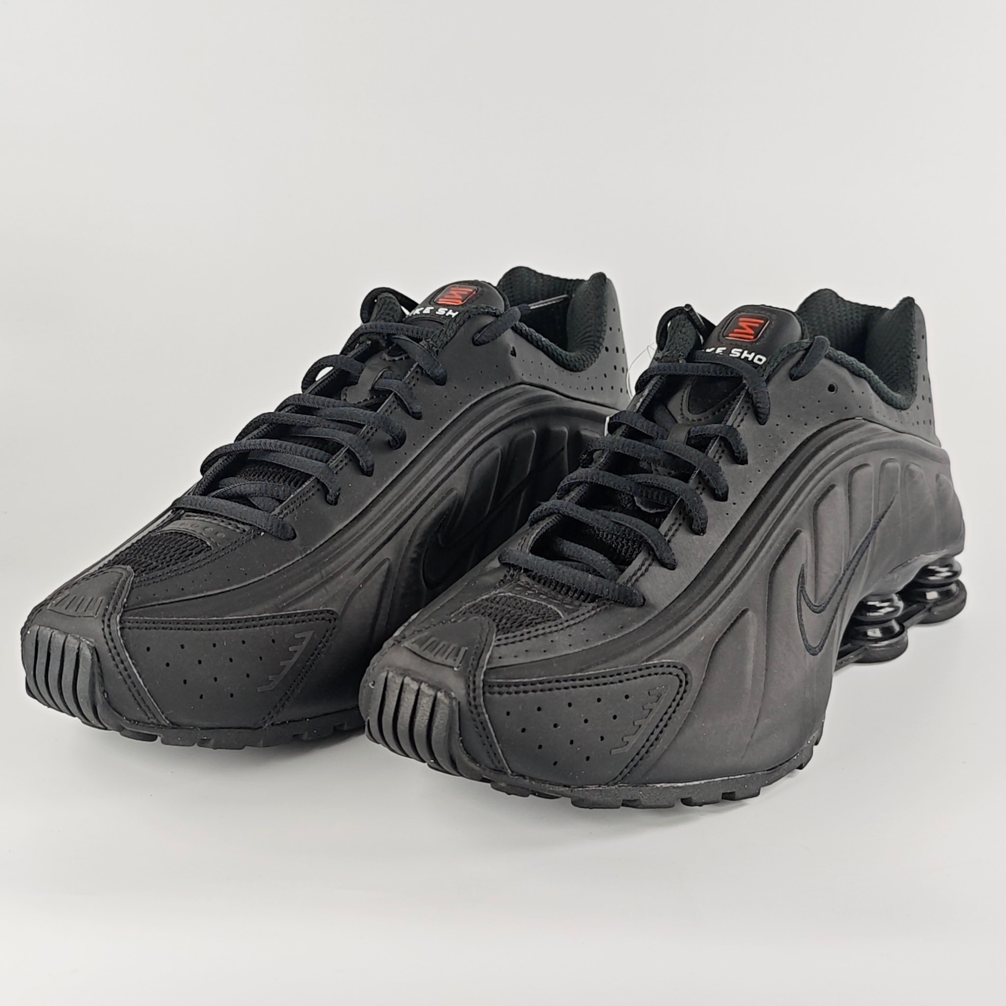 Nike Women's Shox R4 "Black"