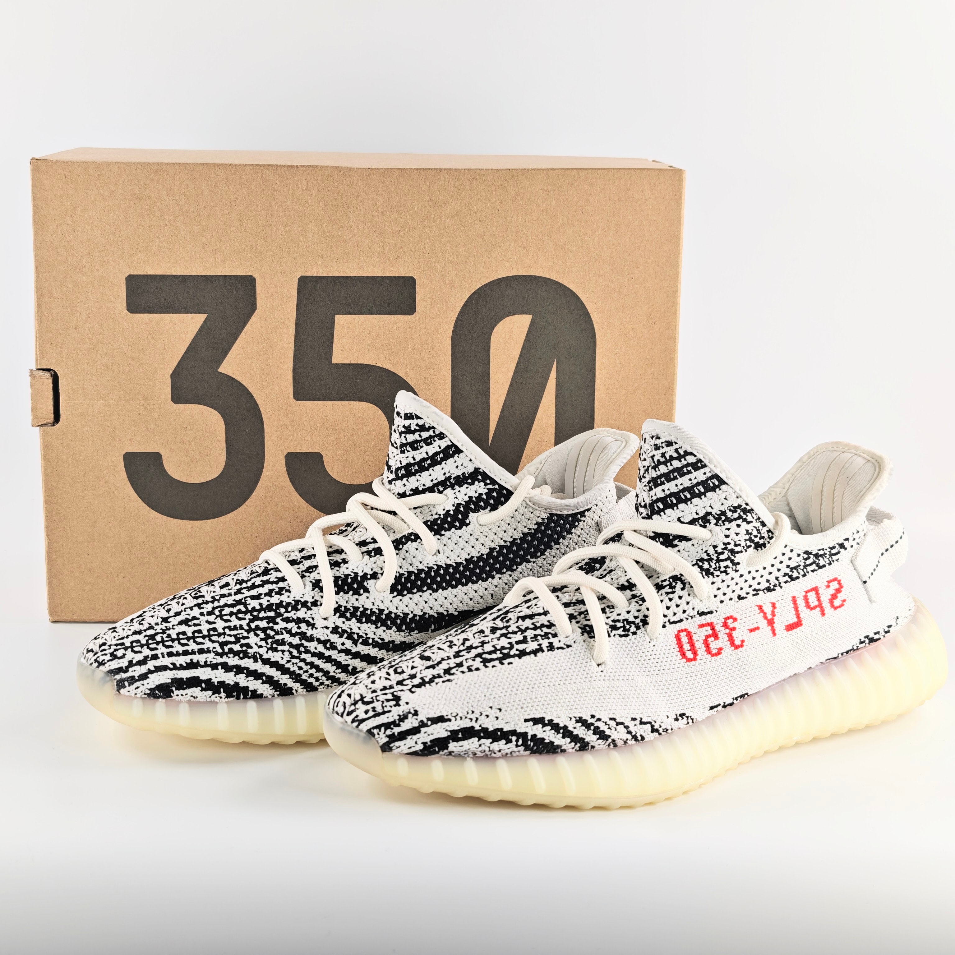 adidas YEEZY Boost 350 V2 "Zebra"