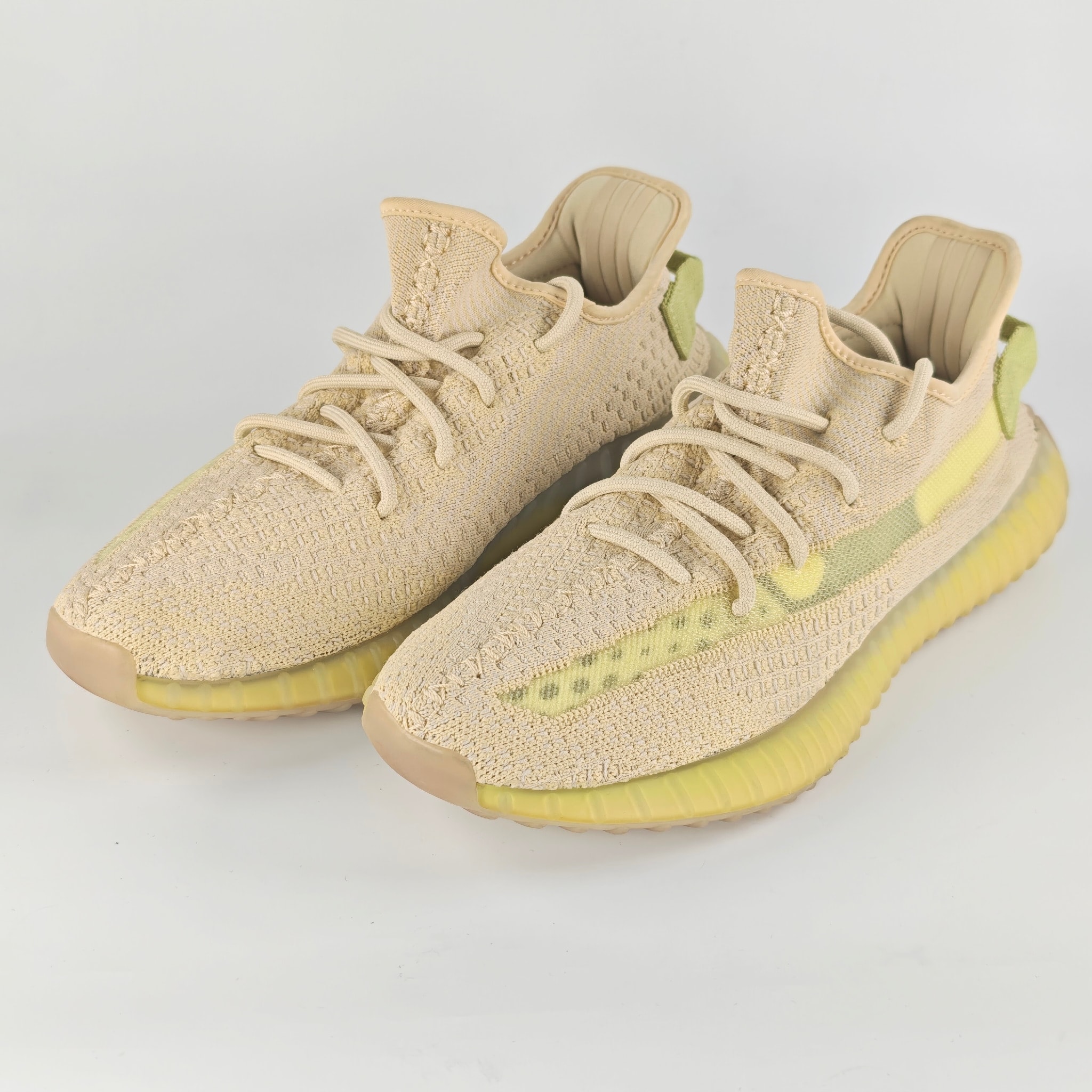 adidas YEEZY Boost 350 V2 "Flax"