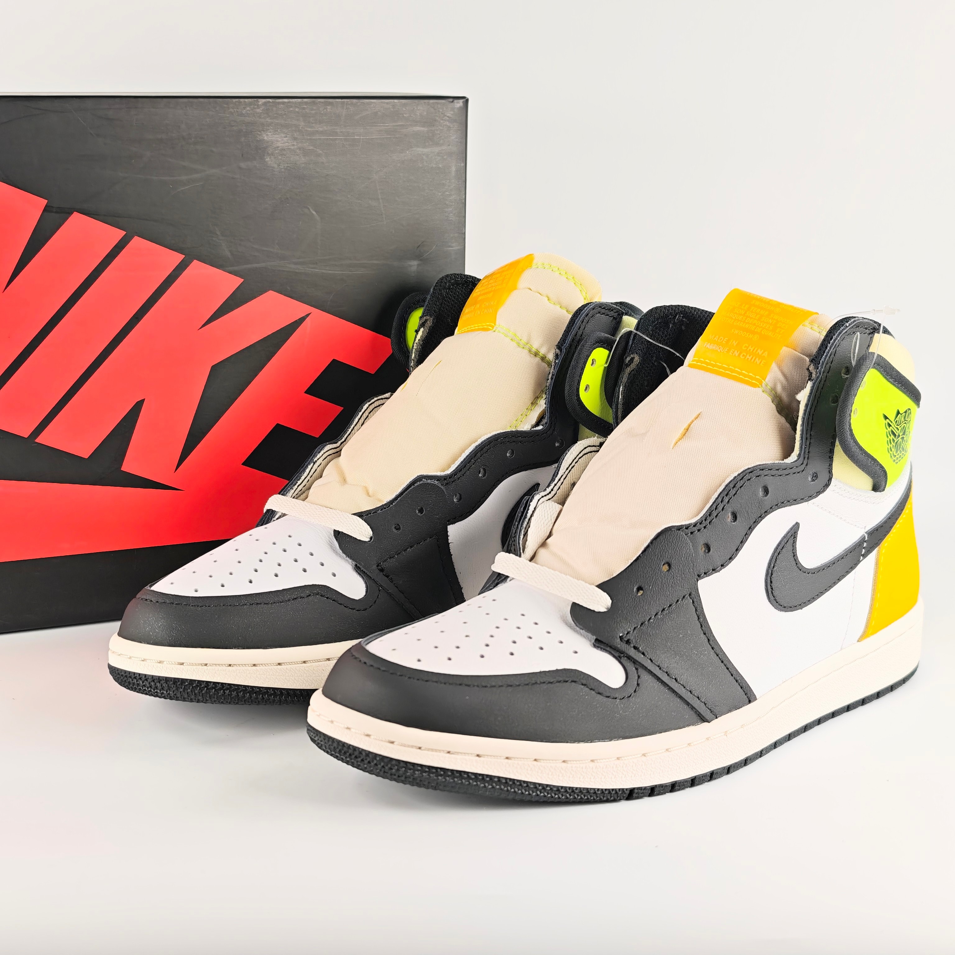 Nike Air Jordan 1 High OG "Volt Gold"