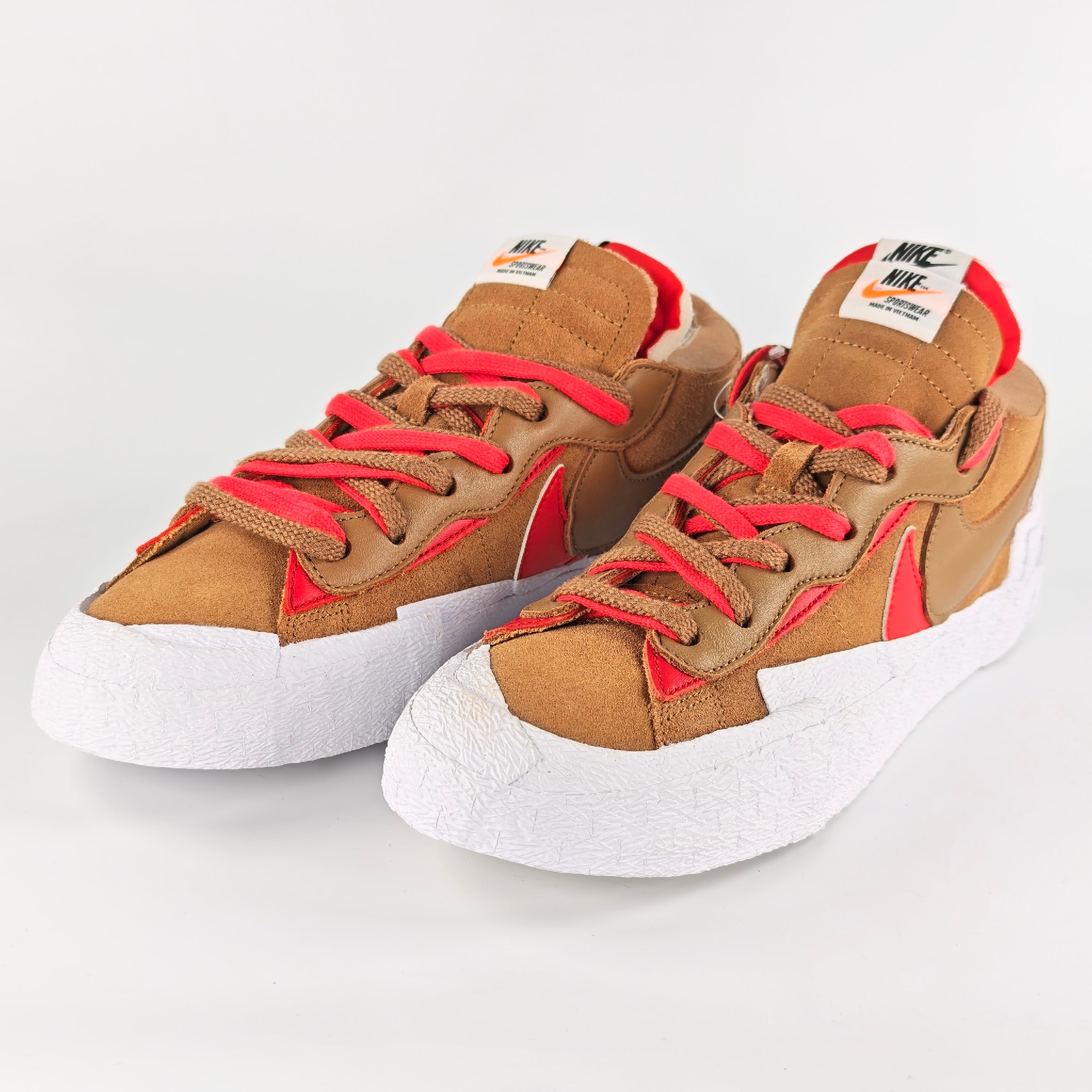 SACAI × NIKE BLAZER LOW "BRITISH TAN"