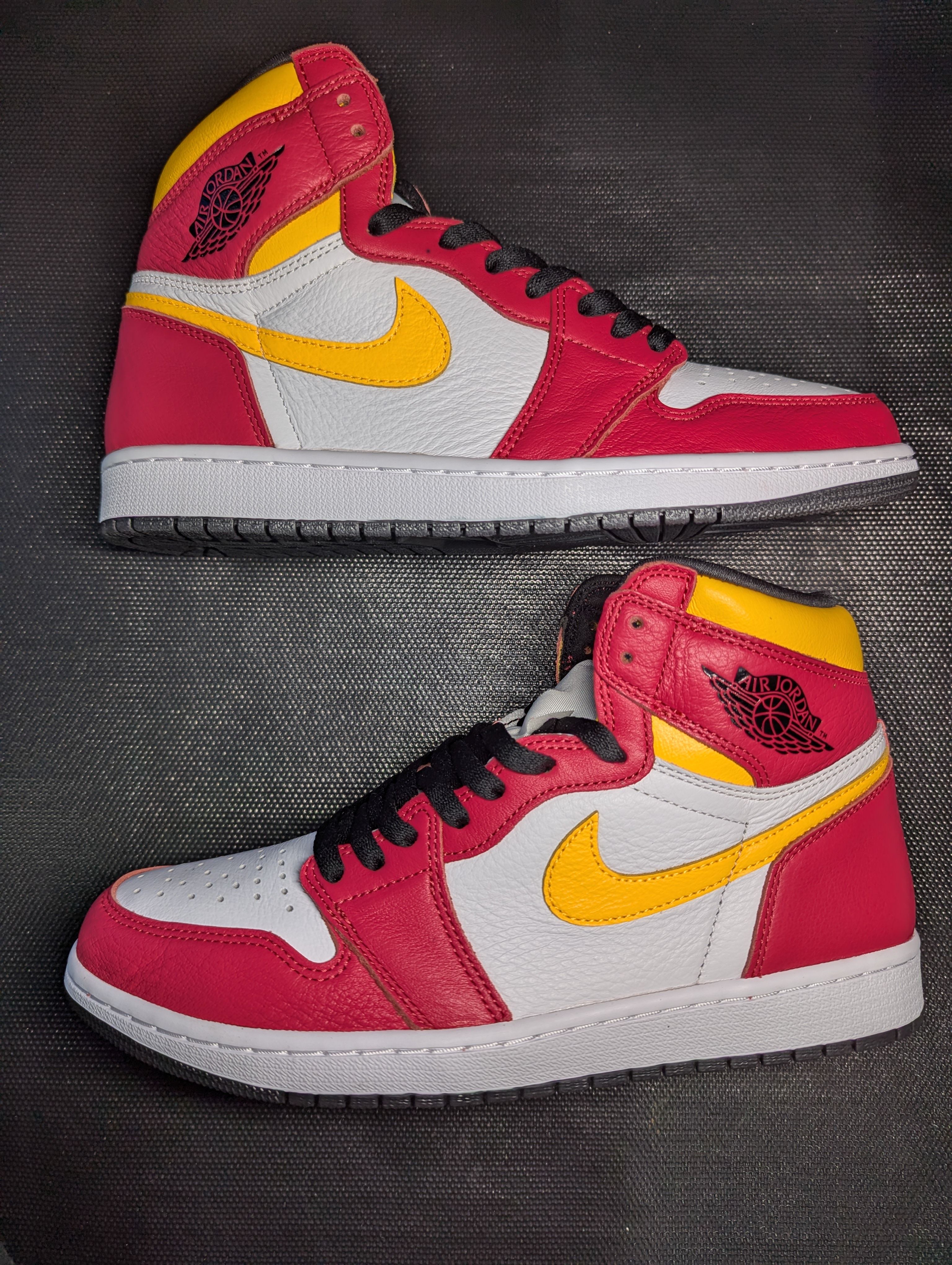 Nike Air Jordan 1 High OG "Light Fusion Red"