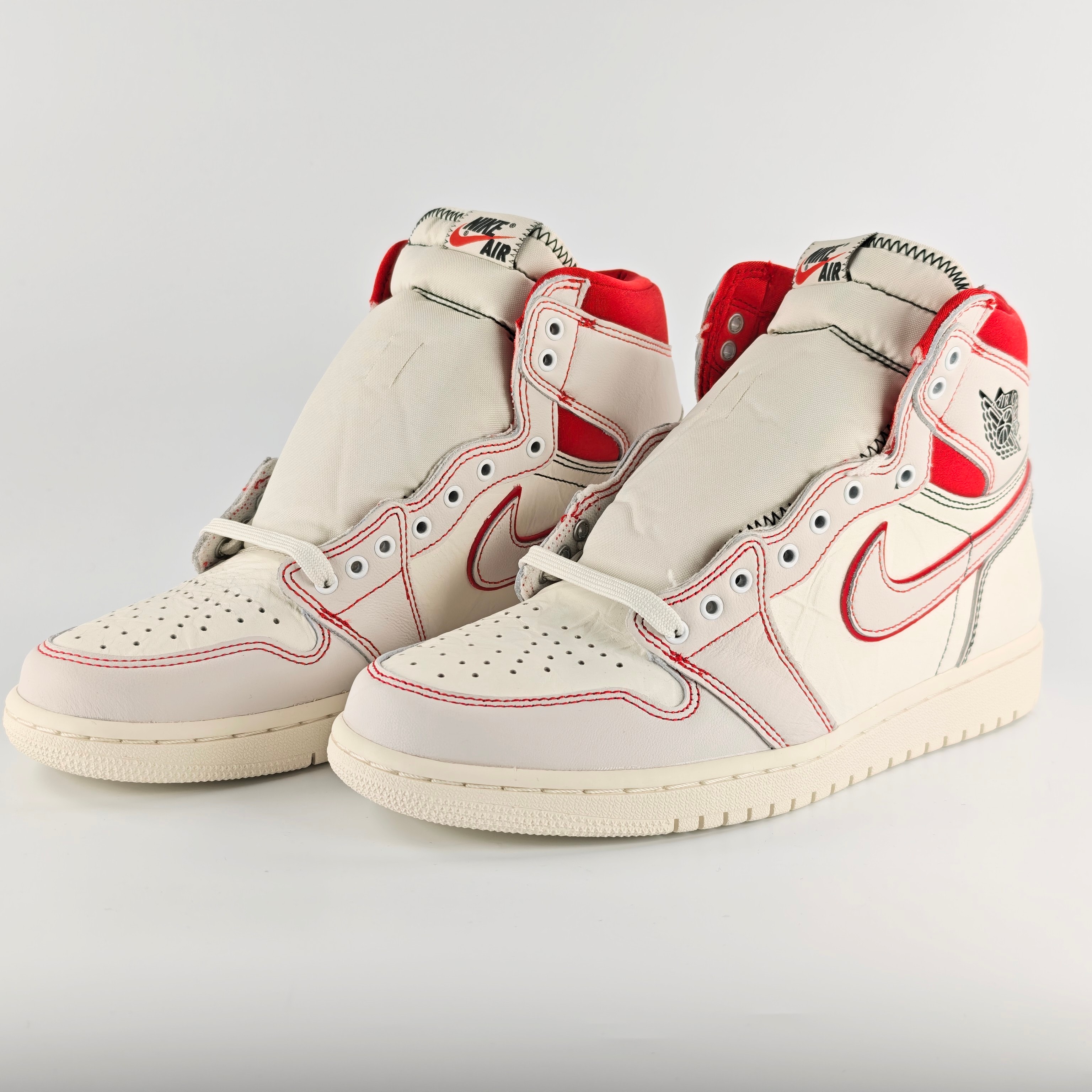 Nike Air Jordan 1 Retro High OG "Sail/University Red"