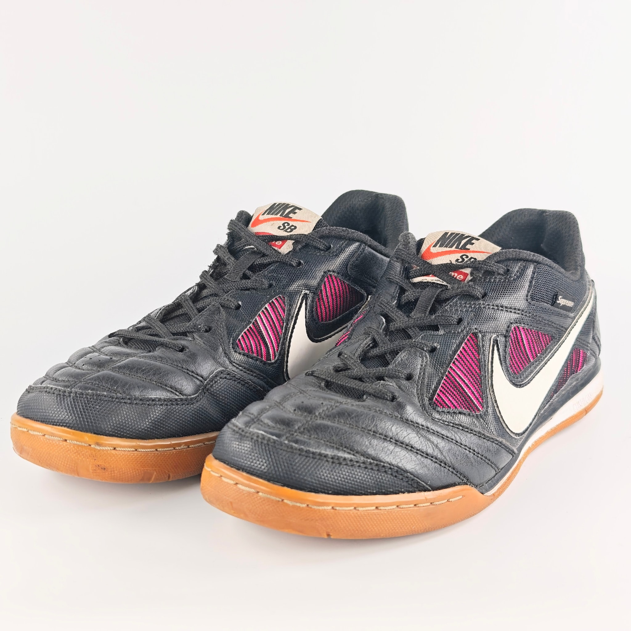 Supreme × Nike SB Luner Gato "Black"