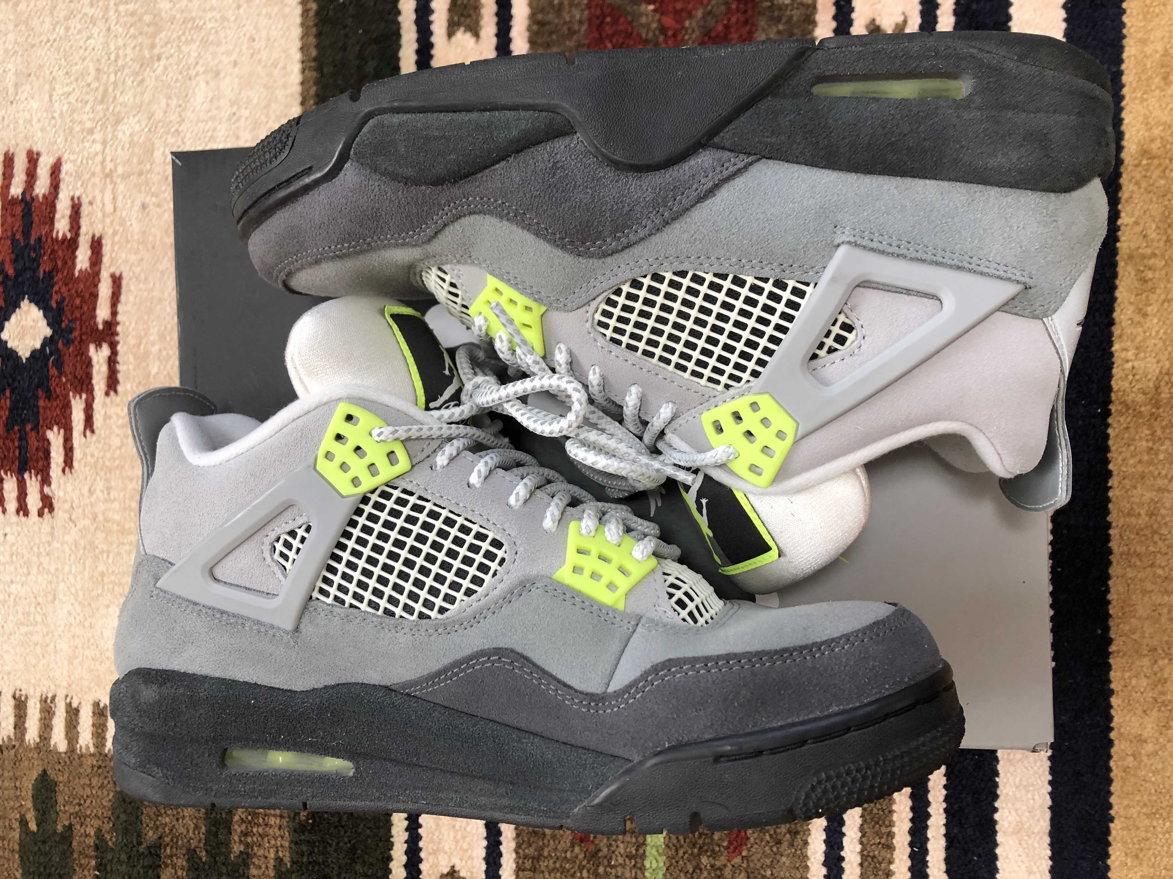 NIKE AIR JORDAN 4 RETRO LE "NEON"