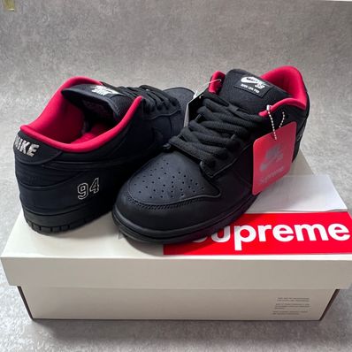 シュプリーム × ナイキ SB ダンク ロー "ブラック" (25FW Week2)