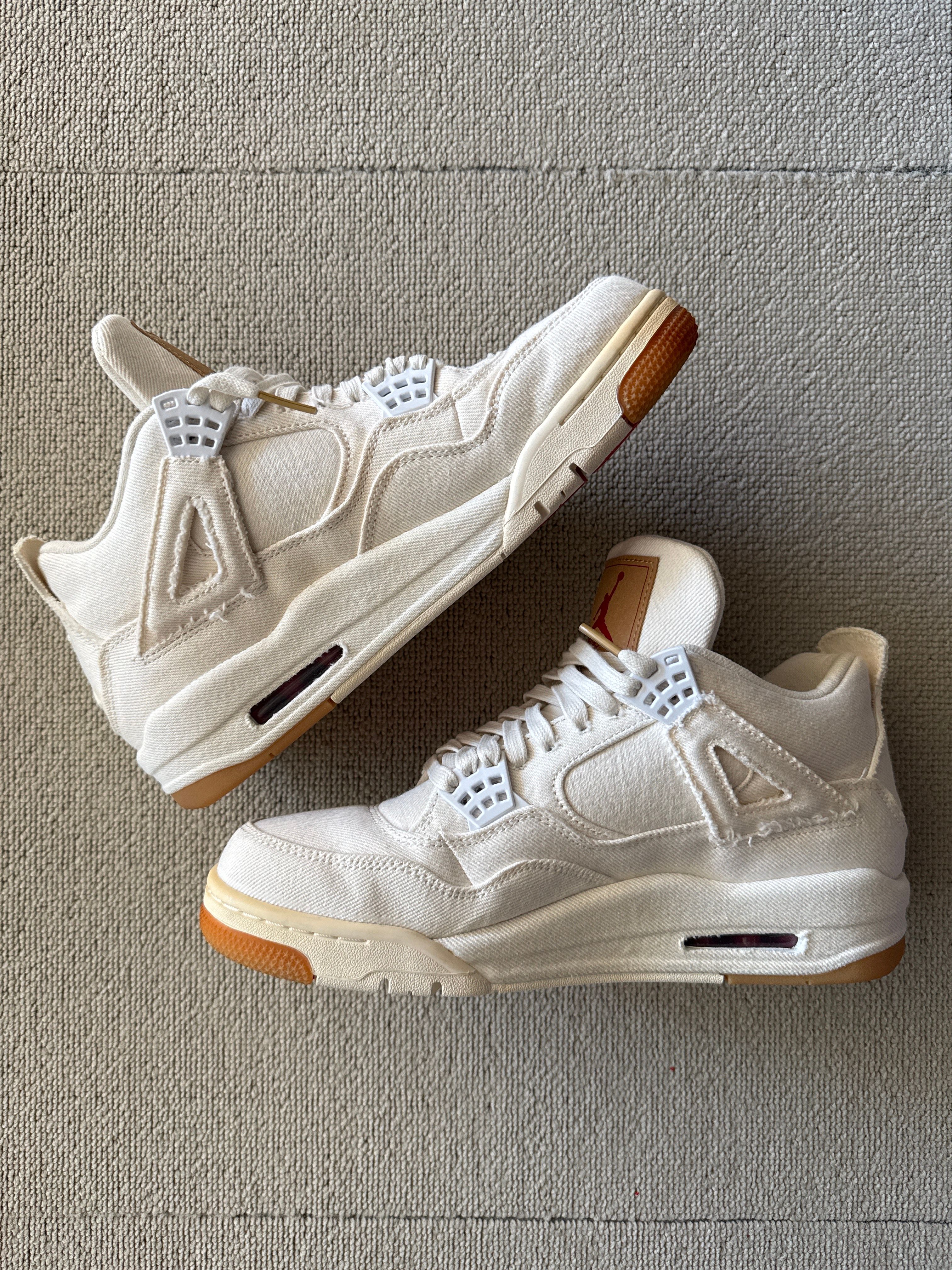 NIKE × LEVI’S AIR JORDAN 4 "WHITE DENIM"(タグ:LEVIS®)