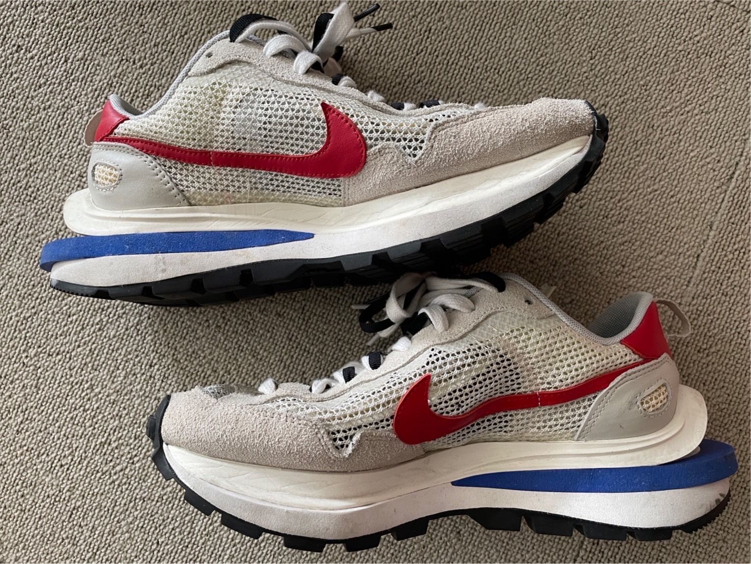 sacai × Nike Vapor Waffle "Royal Fuchsia"