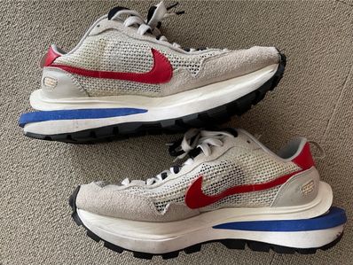 sacai × Nike Vapor Waffle "Royal Fuchsia"