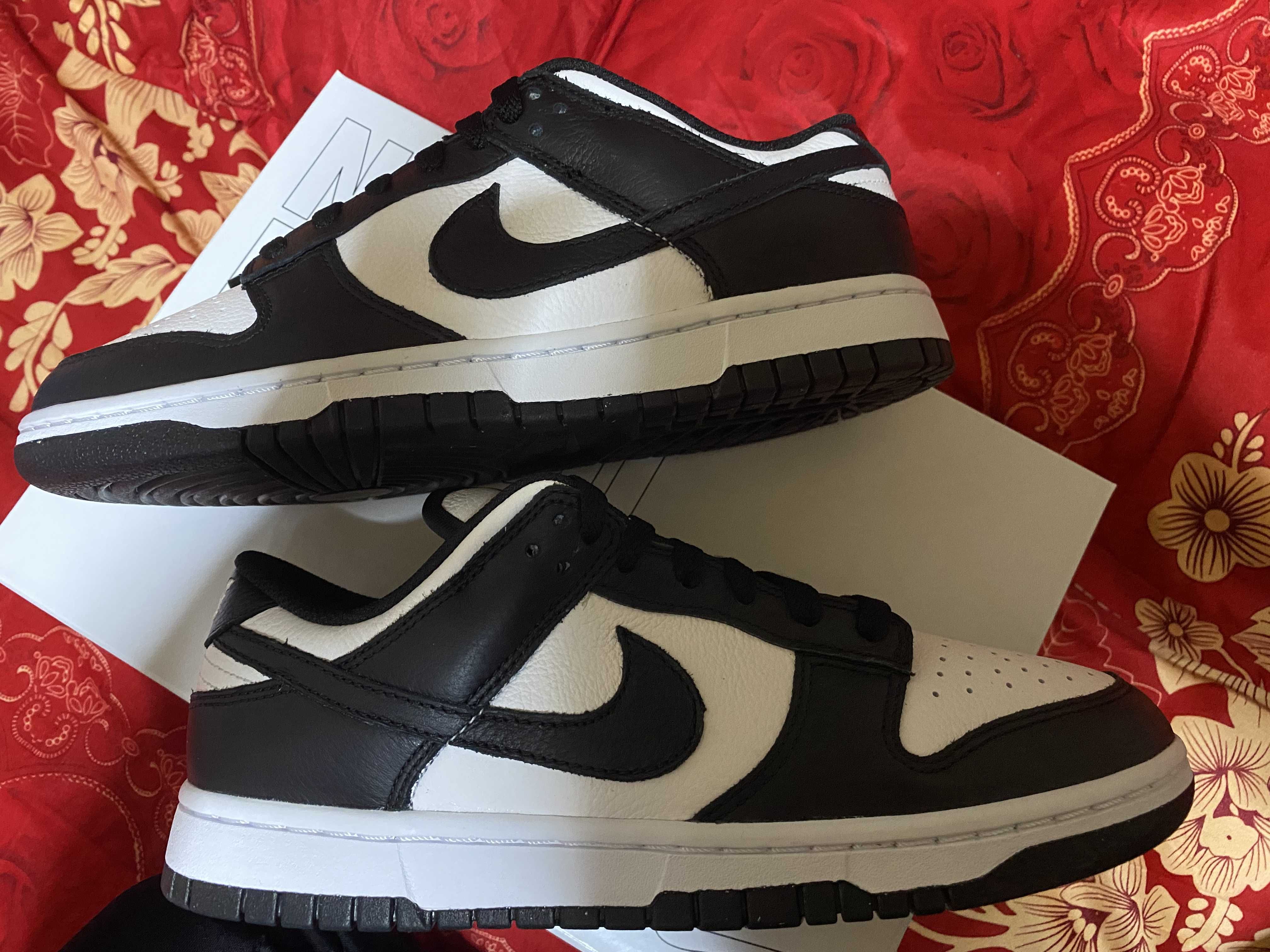 Nike Dunk Low Retro "Panda/White/Black"