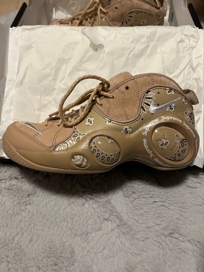 Supreme × Nike Air Zoom Flight 95 SP "Hemp/White"