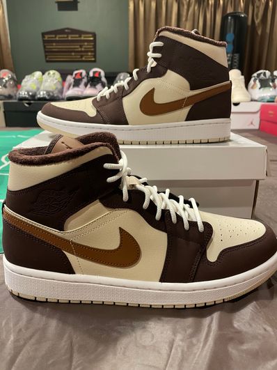 Nike Women's Air Jordan 1 Mid "Chocolate"
