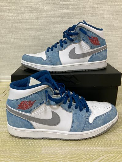 Nike Air Jordan 1 Mid SE "White/Hyper Royal/Red"
