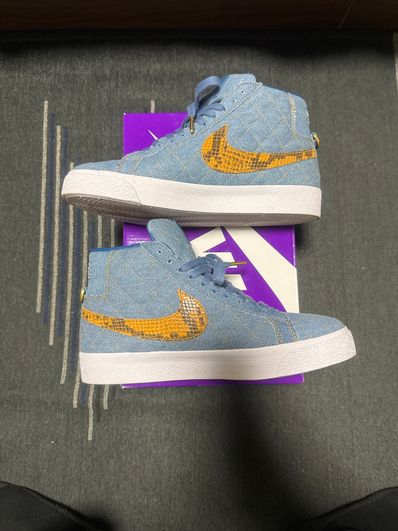 Supreme × Nike SB Blazer Mid "Denim"