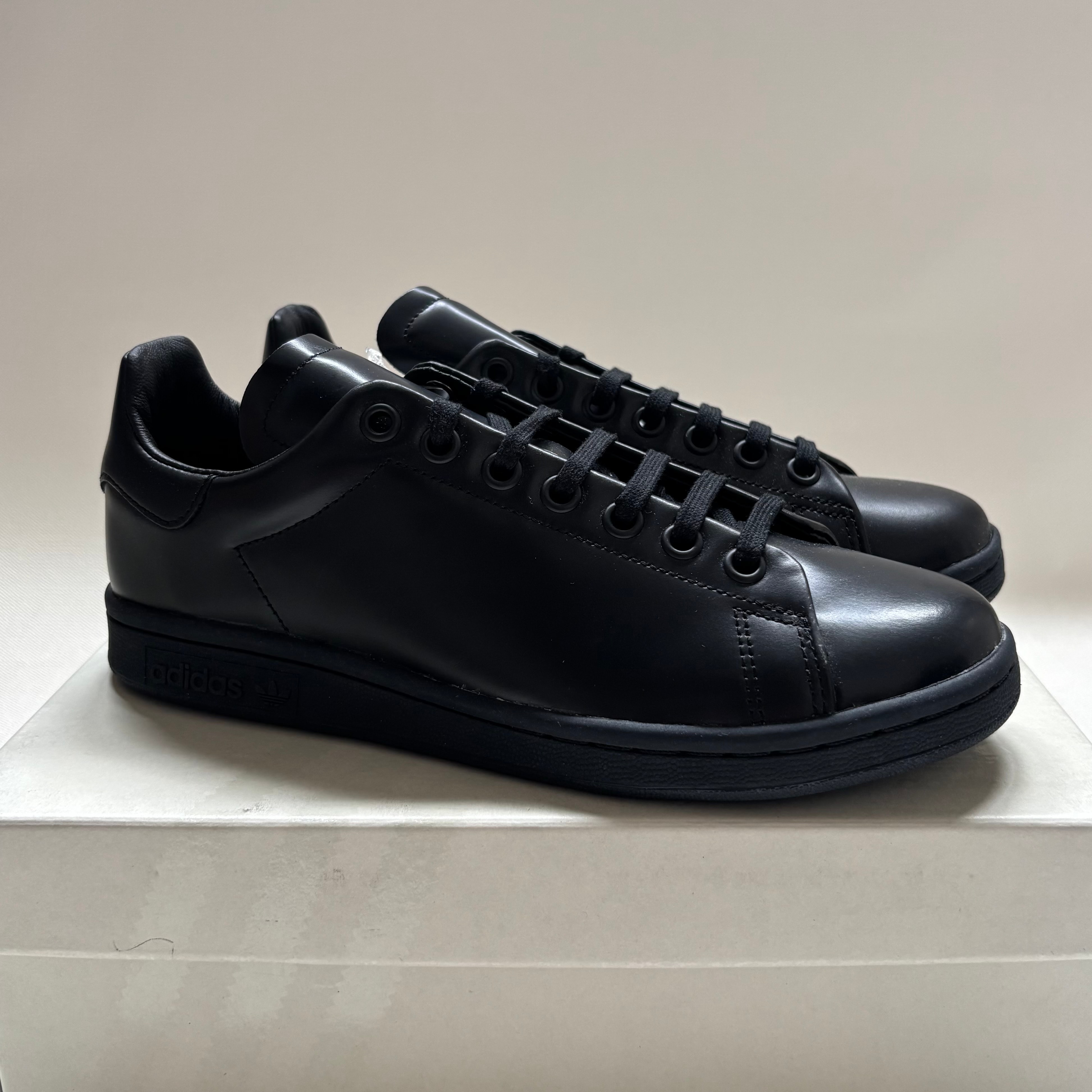 Dover Street Market × Adidas Stan Smith "Black"