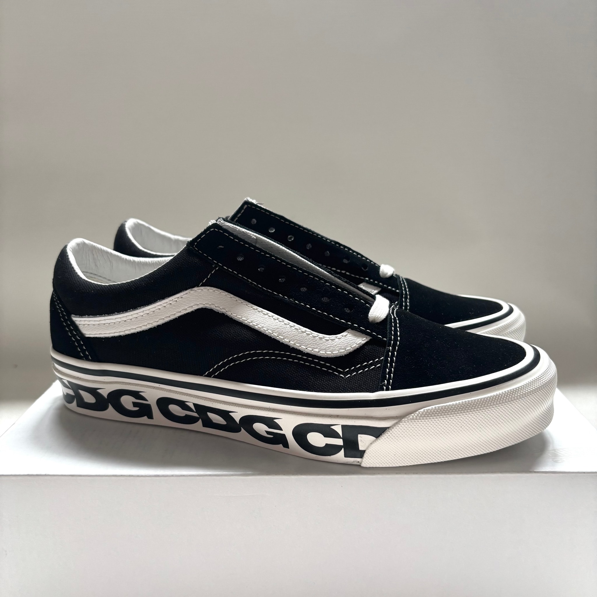 COMME des GARCONS CDG × Vans Old Skool LX "Black/White"