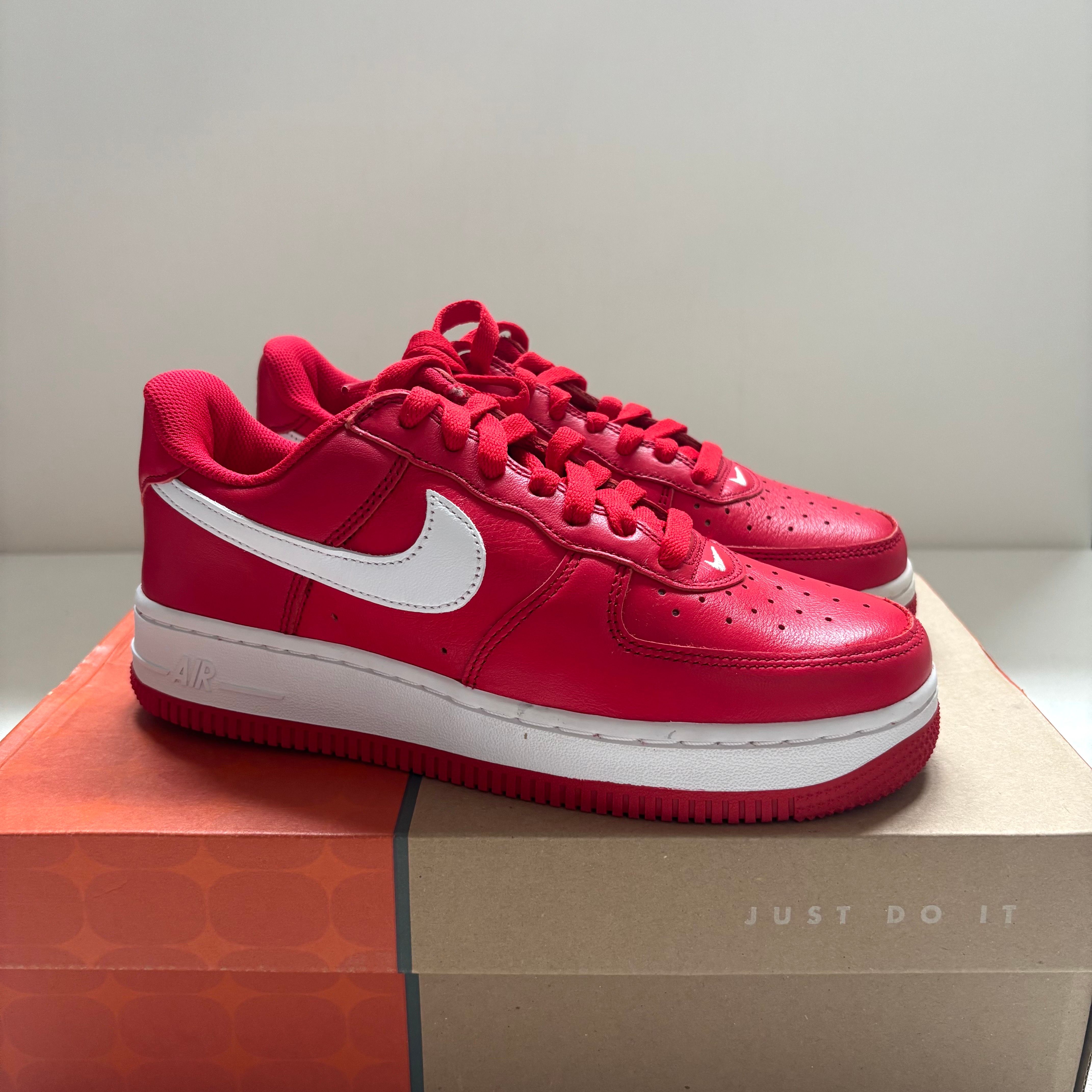 Nike Air Force 1 Low Color of the Month "Red"