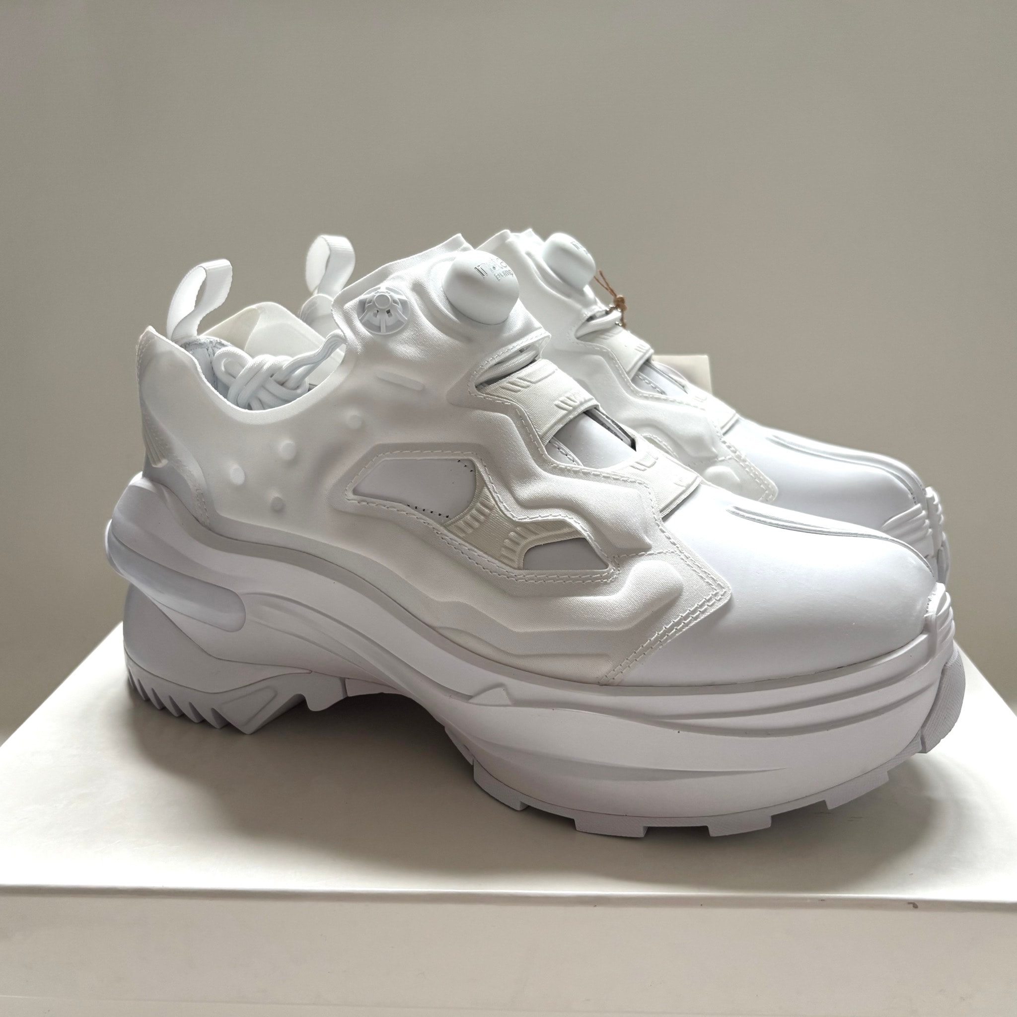 Maison Margiela × Reebok Tabi Instapump Fury Oxford "White"