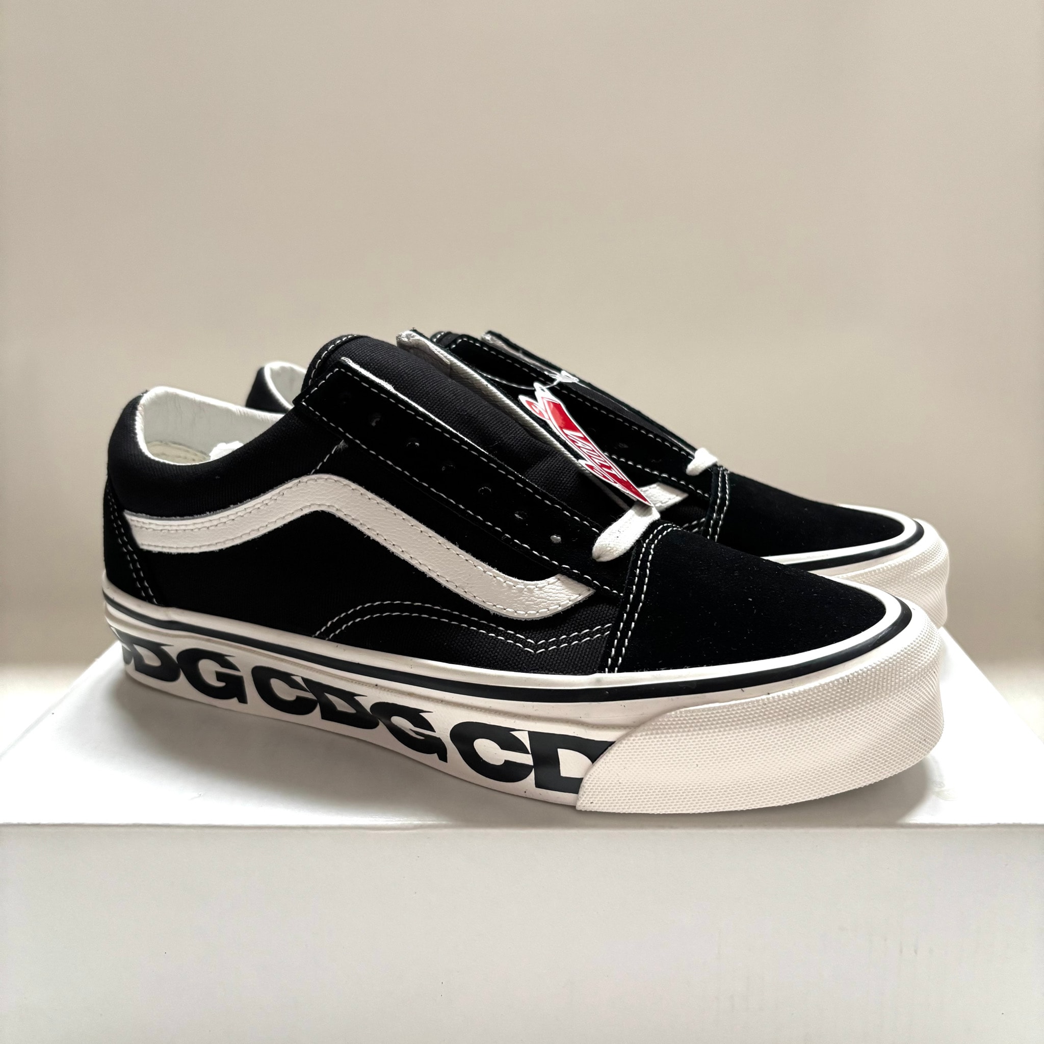 COMME des GARCONS CDG × Vans Old Skool LX "Black/White"