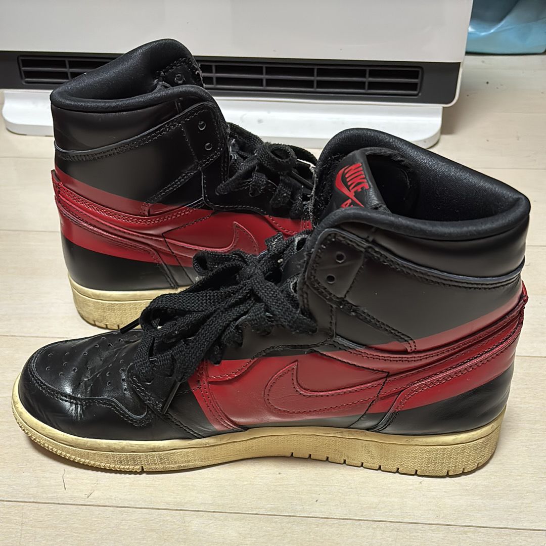 NIKE AIR JORDAN 1 RETRO MID BLACK TEAM RED