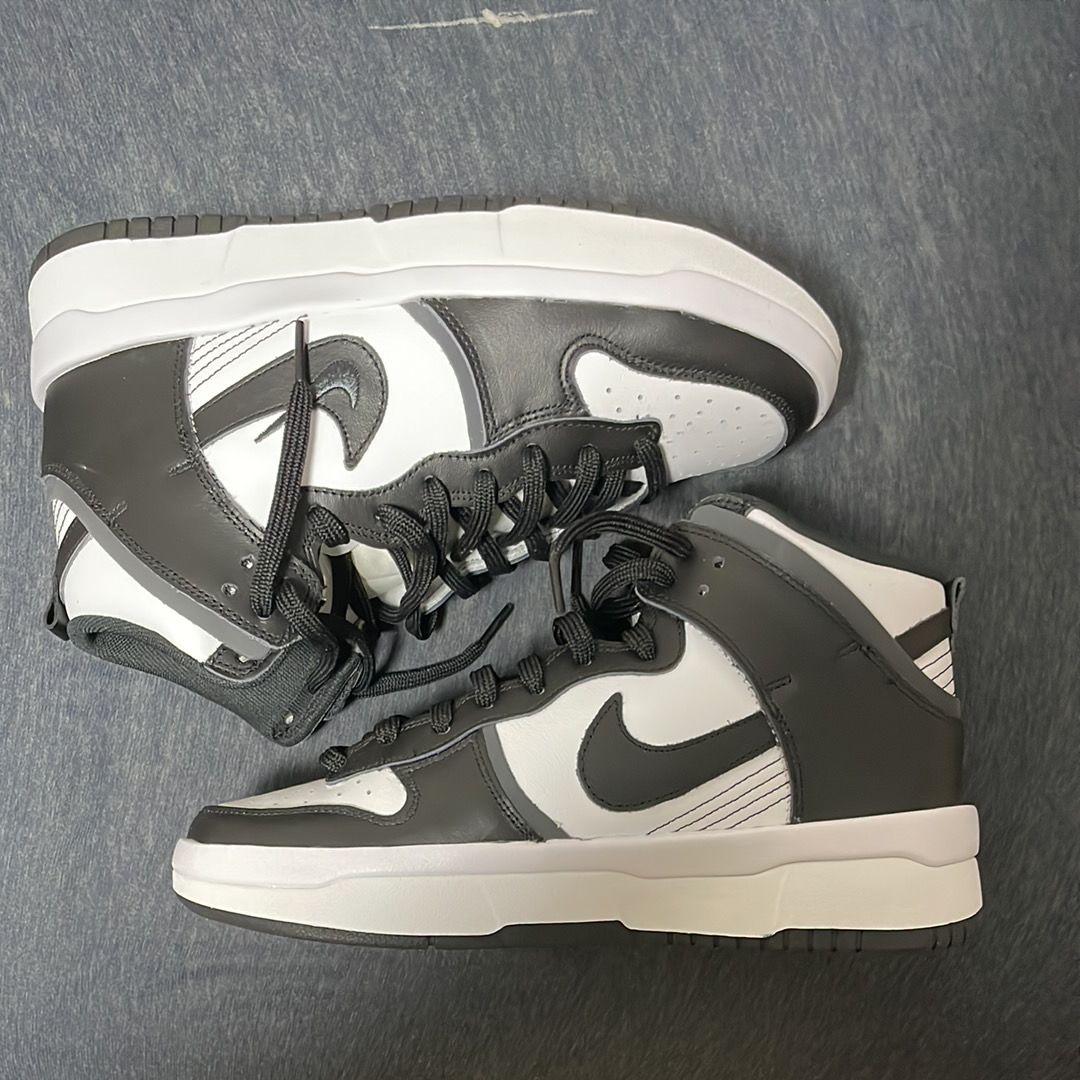 NIKE Women's DUNK HIGH UP "WHITE/BLACK"