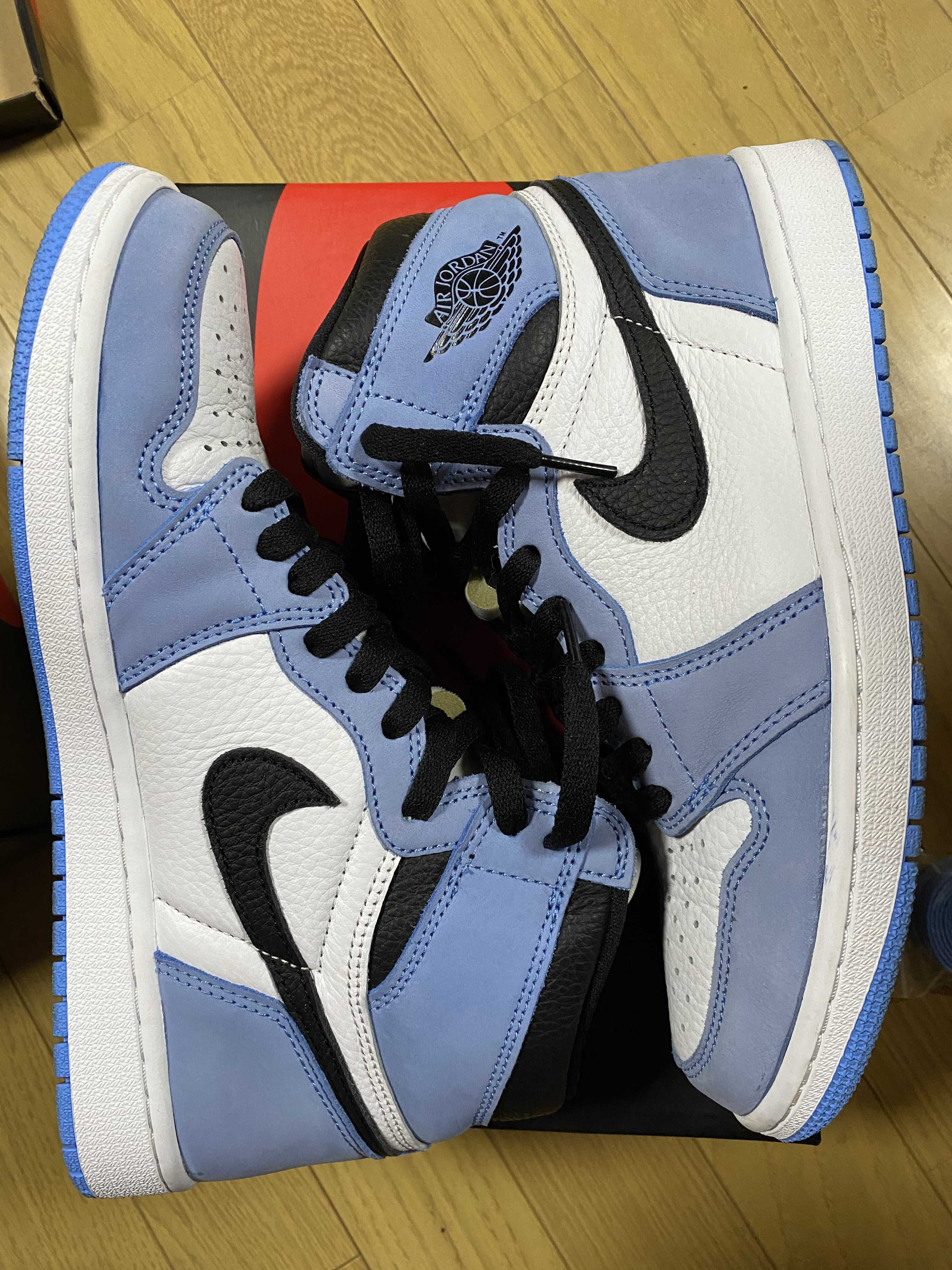 Nike Air Jordan 1 High OG "University Blue"