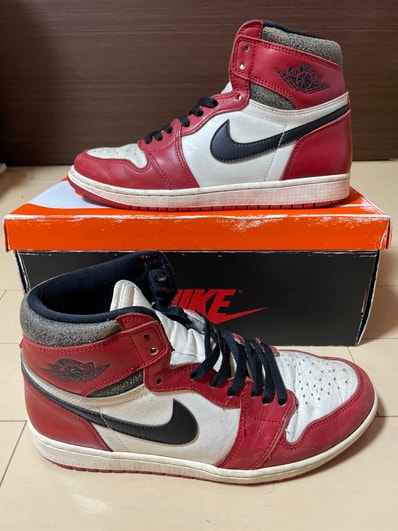 Nike Air Jordan 1 High OG "Lost & Found/Chicago"