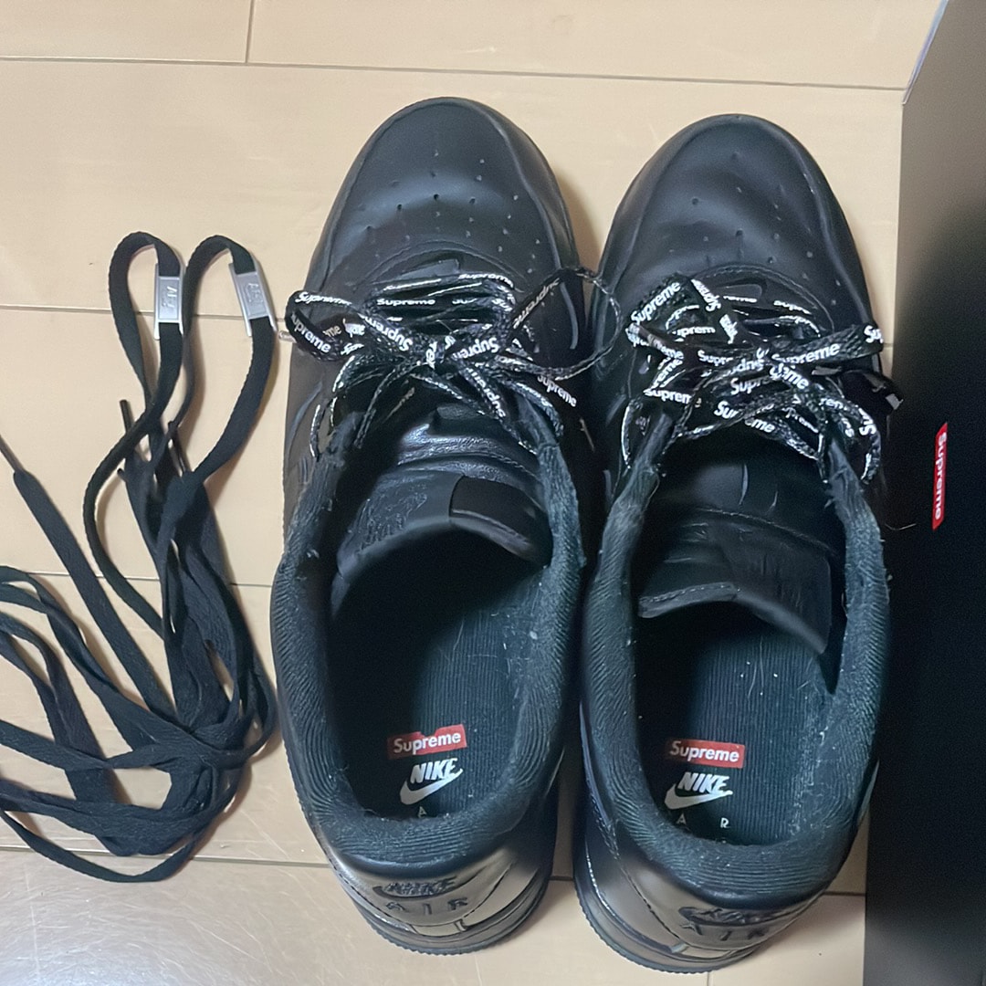 Supreme × Nike Air Force 1 Low "Black"