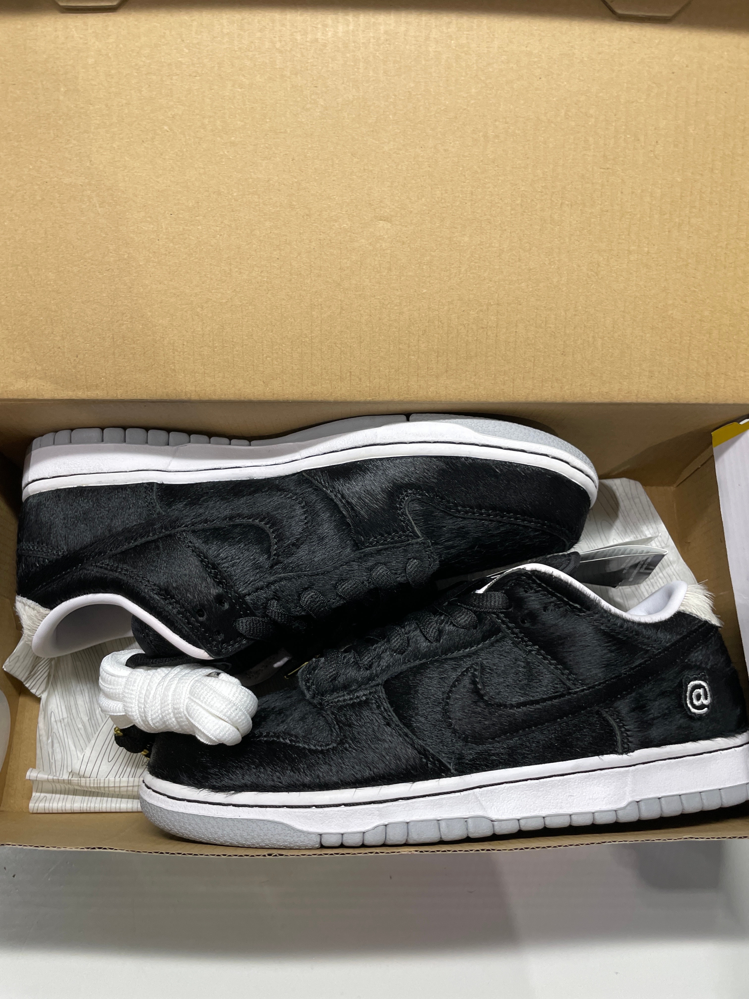 MEDICOM TOY × Nike SB Dunk Low OG QS "BE@RBRICK"