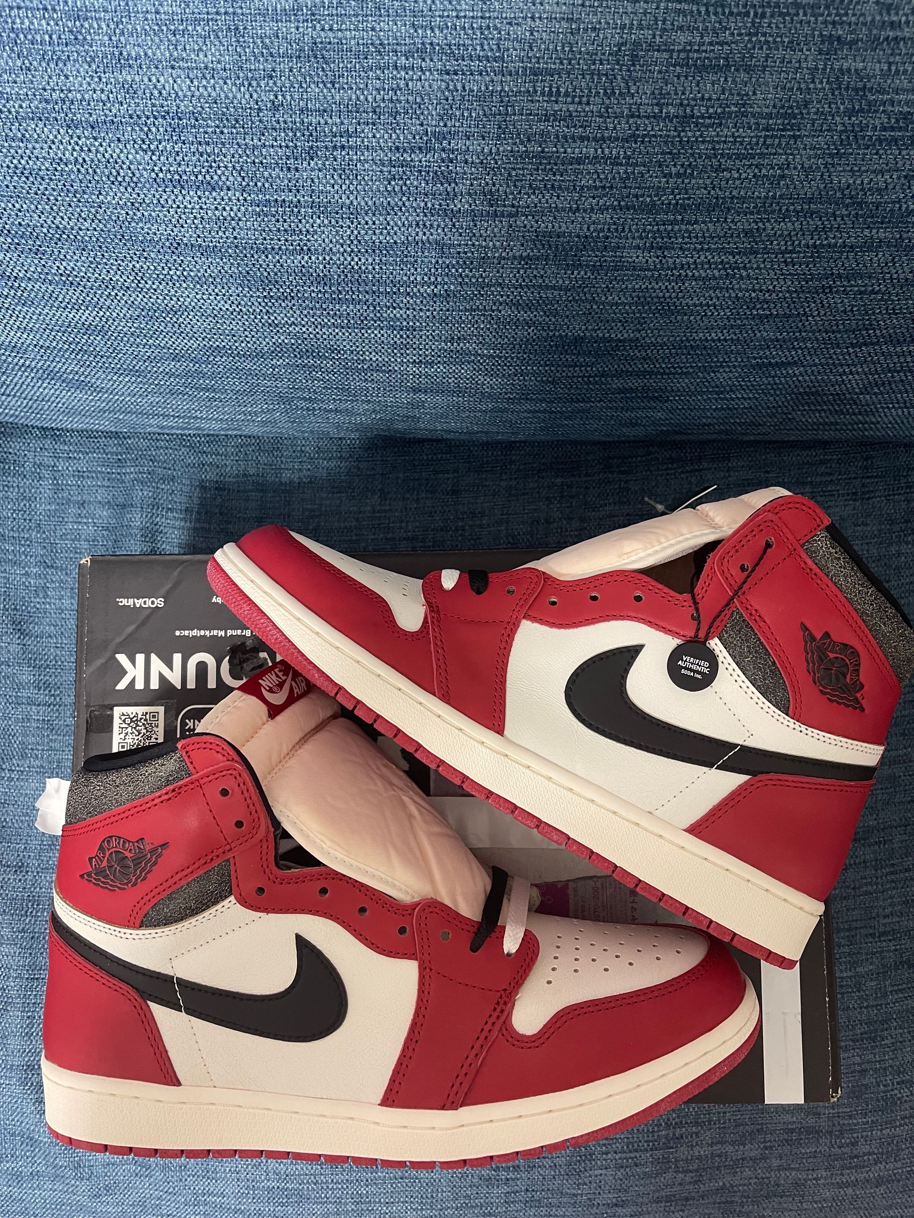 Nike Air Jordan 1 High OG "Lost & Found/Chicago"