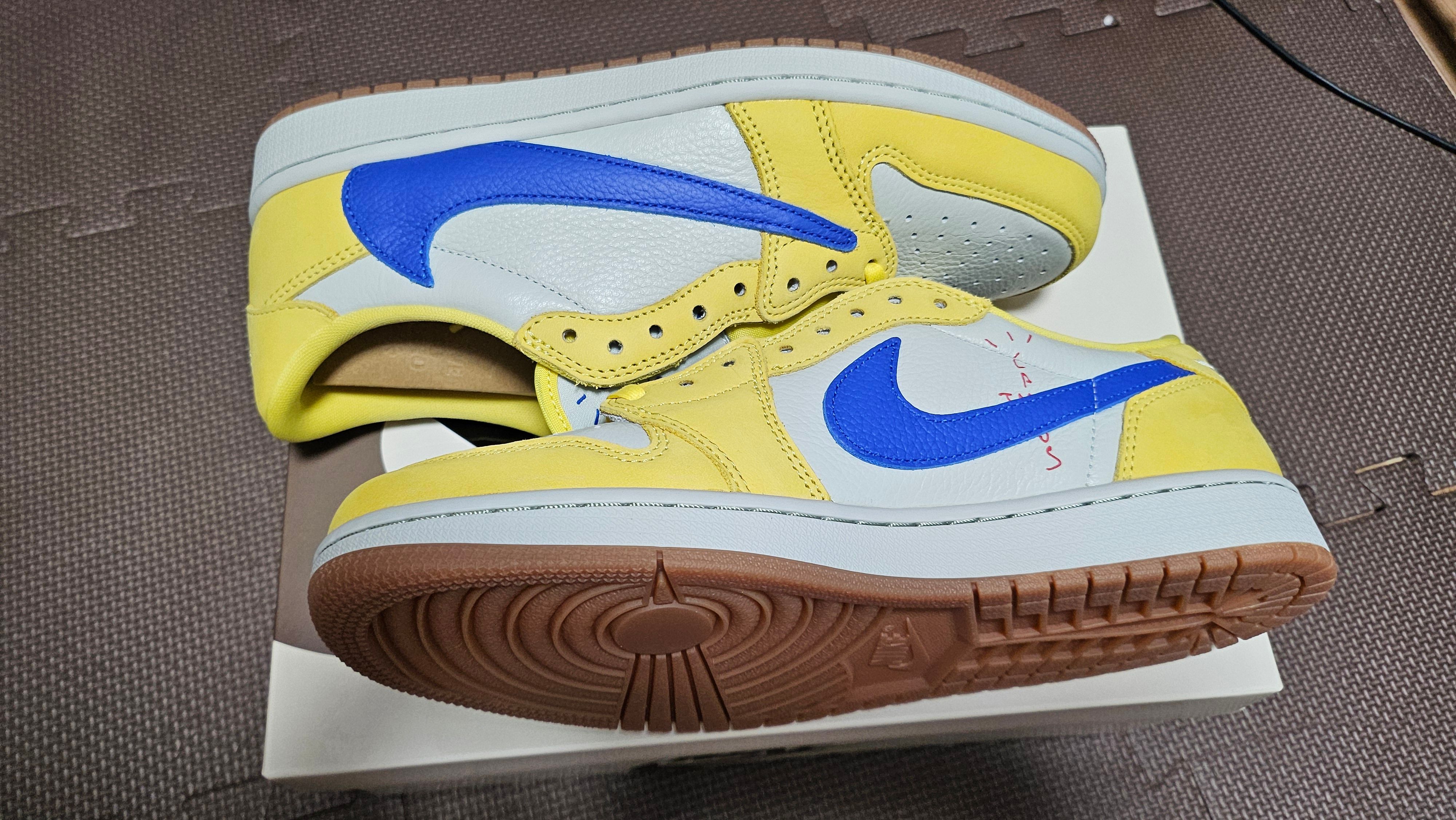 Travis Scott × Nike Women's Air Jordan 1 Retro Low OG "Canary"