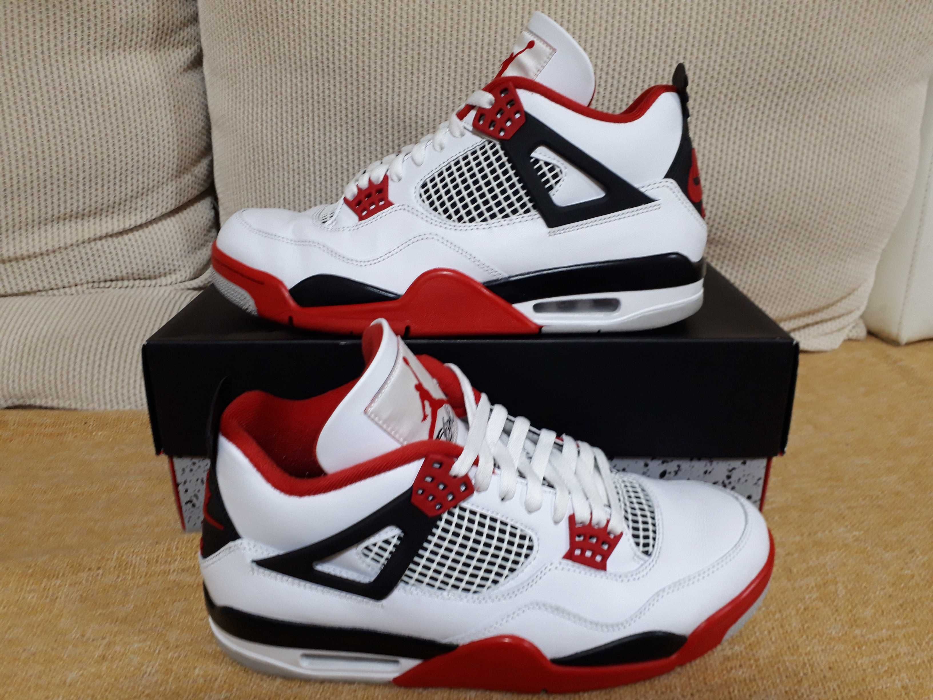 Nike Air Jordan 4 Retro OG "Fire Red" (2020)