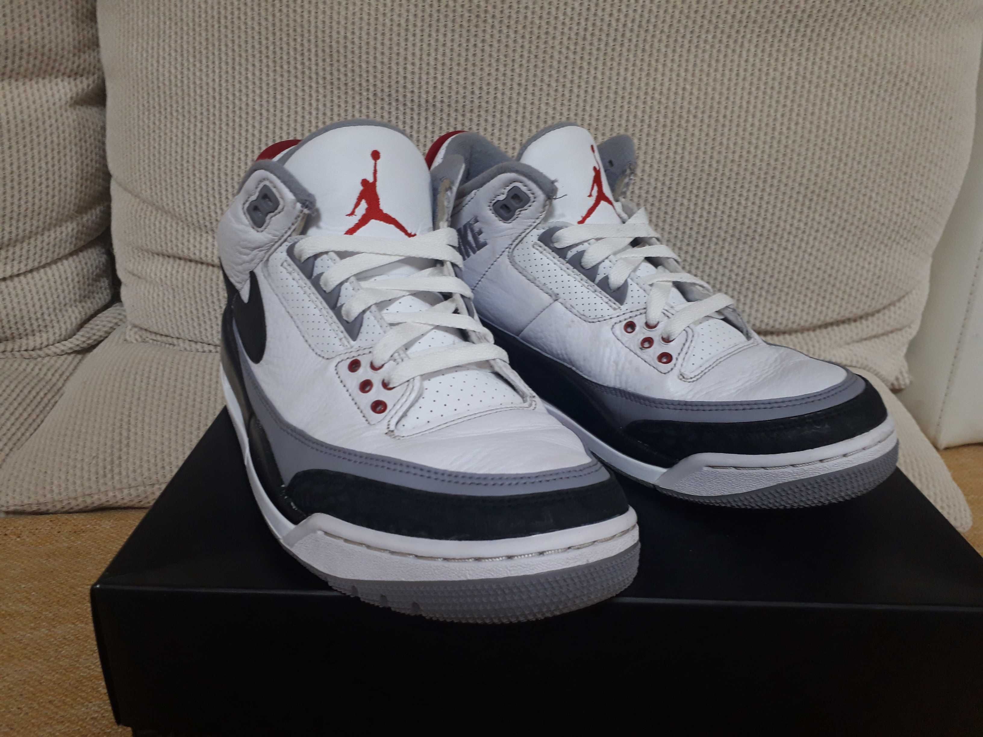 Nike Air Jordan 3 Retro "Tinker Hatfield"
