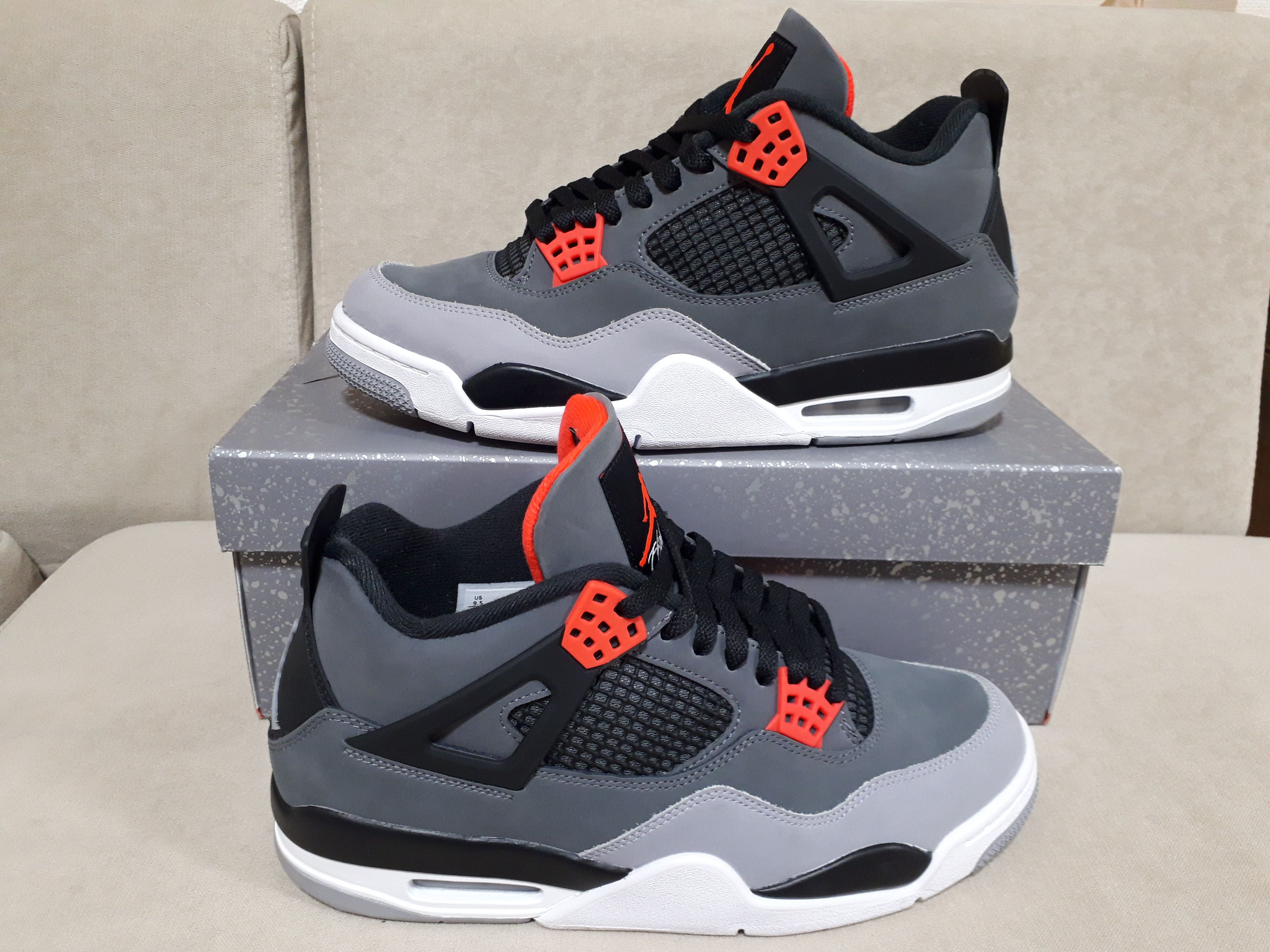 Nike Air Jordan 4 Retro "Infrared 23"