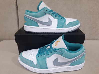 Nike Air Jordan 1 Low SE "New Emerald"