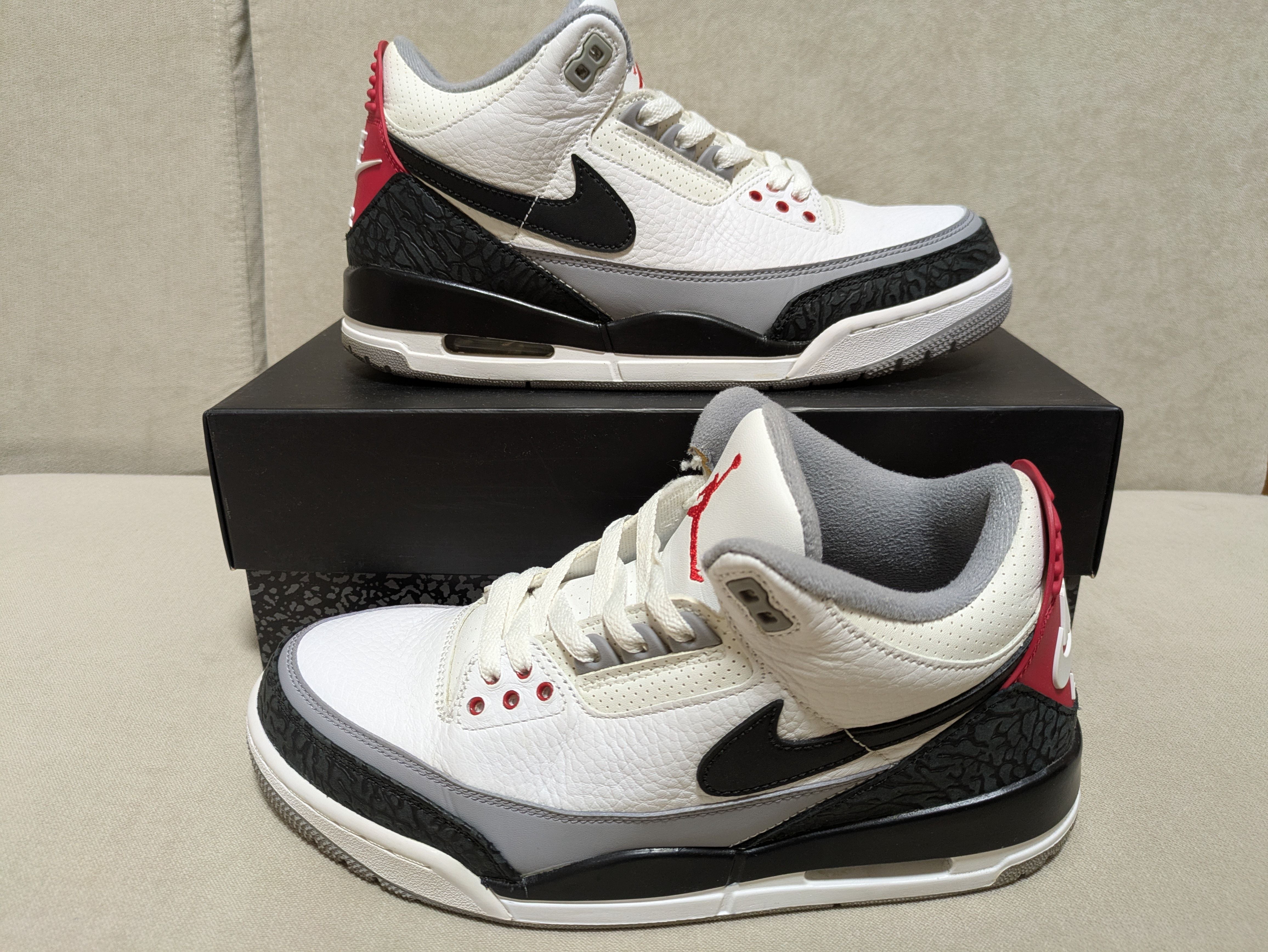Nike Air Jordan 3 Retro "Tinker Hatfield"