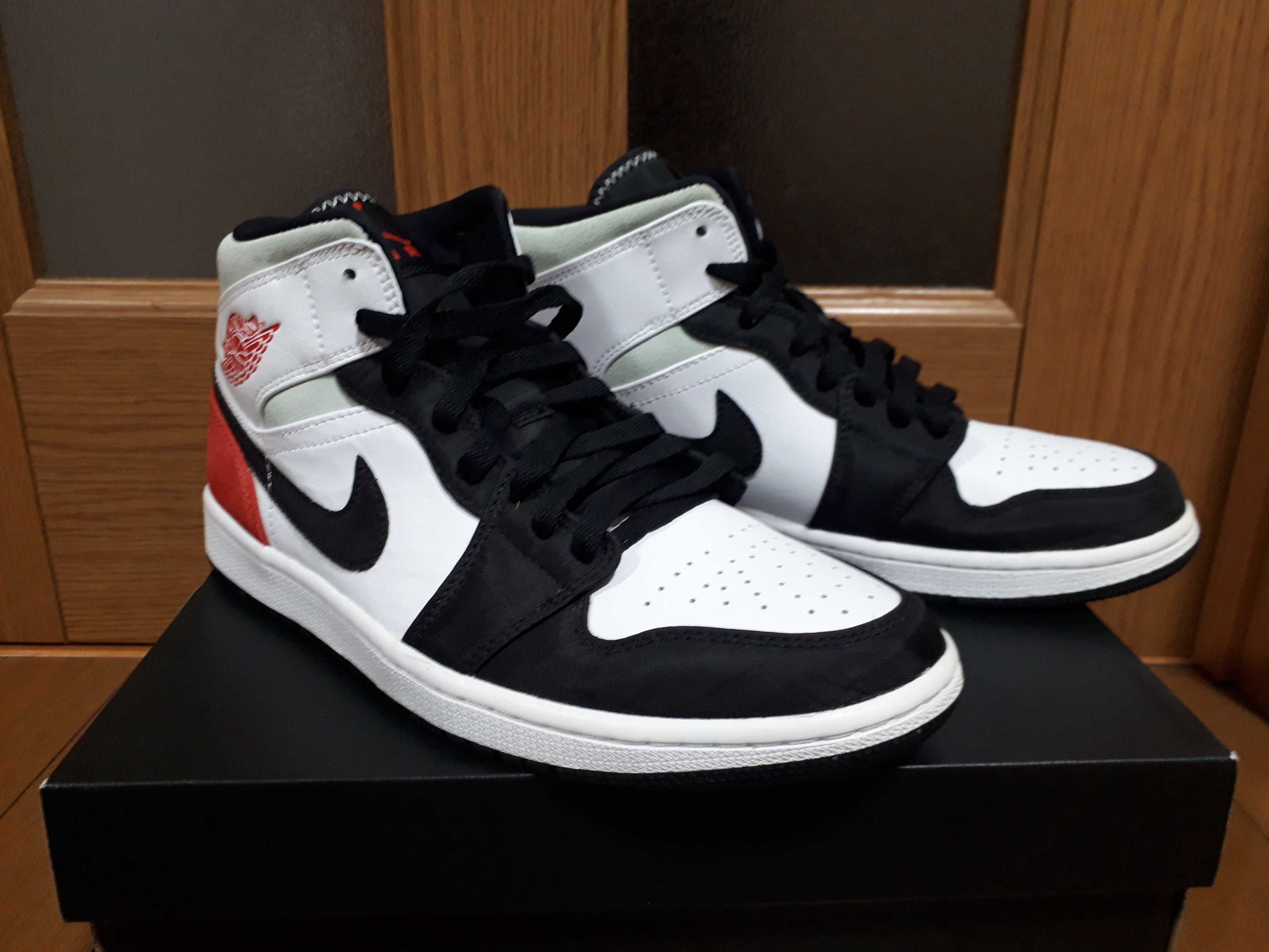 Nike Air Jordan 1 Mid SE "Black/Red/White"