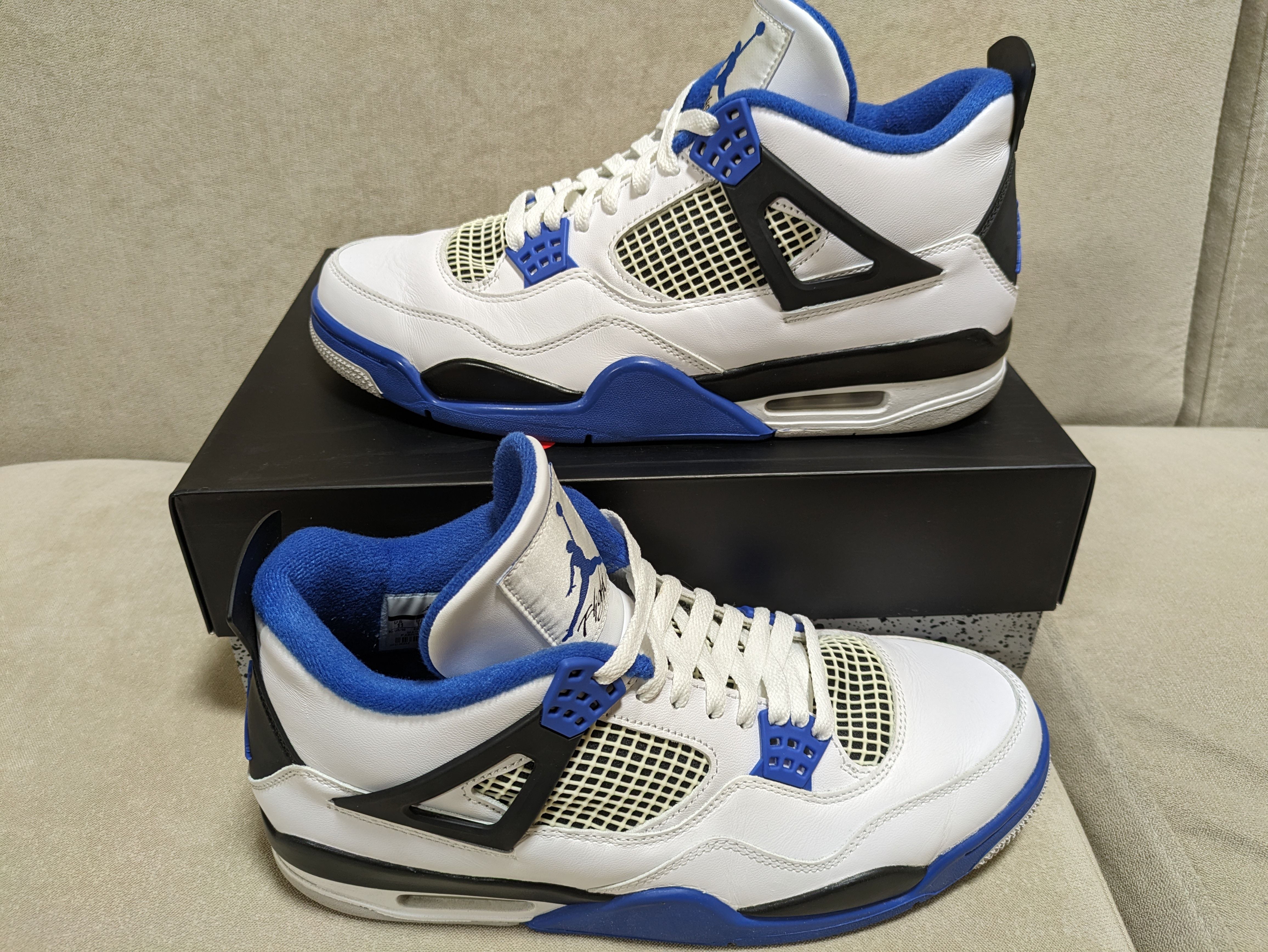 NIKE AIR JORDAN 4 RETRO "MOTORSPORTS" (2017)