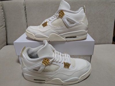 Nike Women's Air Jordan 4 Retro "White & Gold"