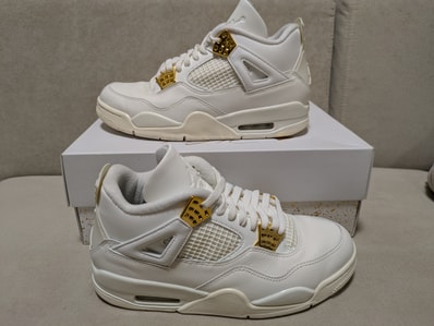 Nike Women's Air Jordan 4 Retro "White & Gold"