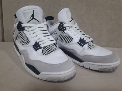 Nike Air Jordan 4 "Military Black"