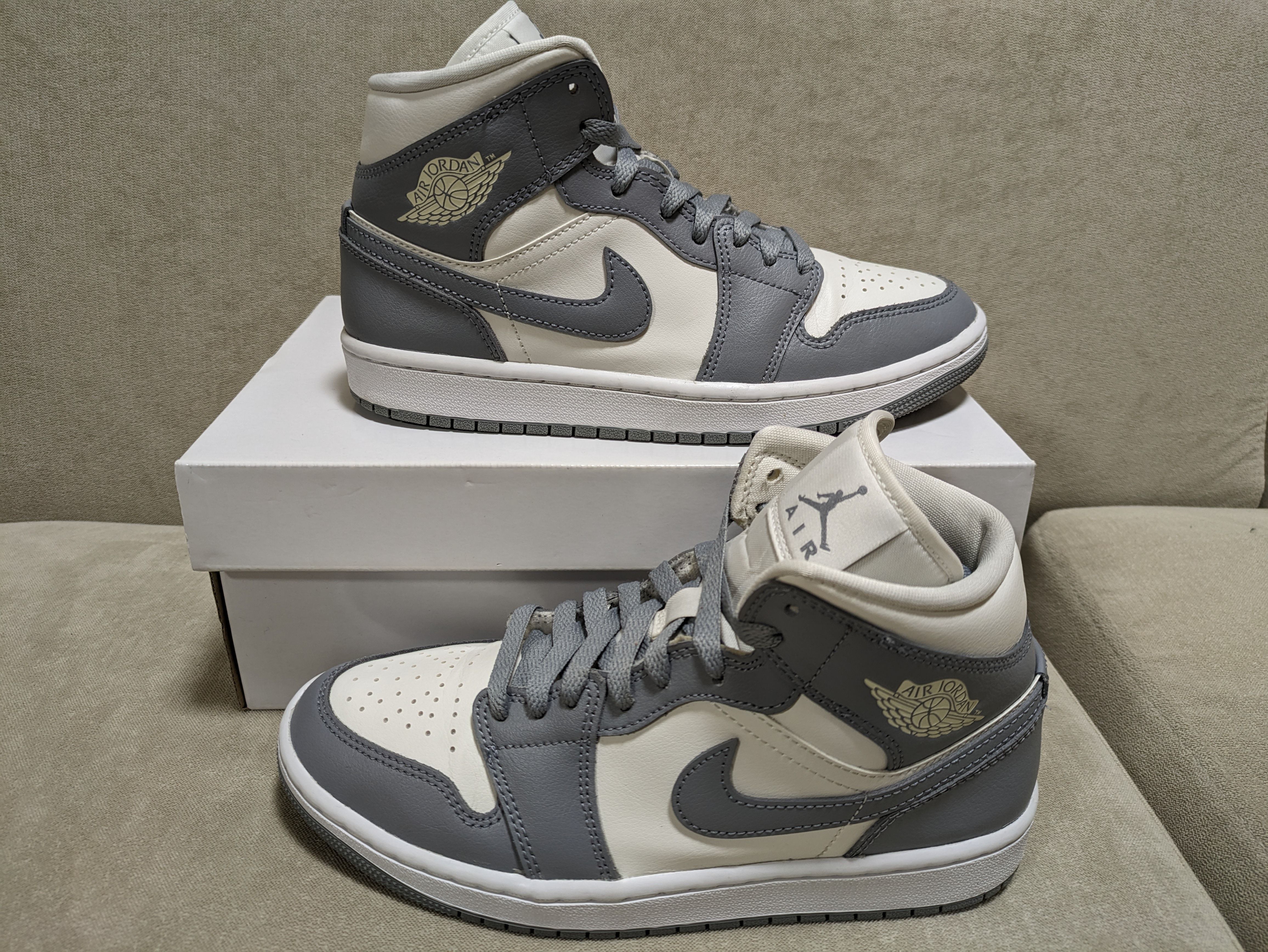 Nike Women's Air Jordan 1 Mid "Grey/Sail"